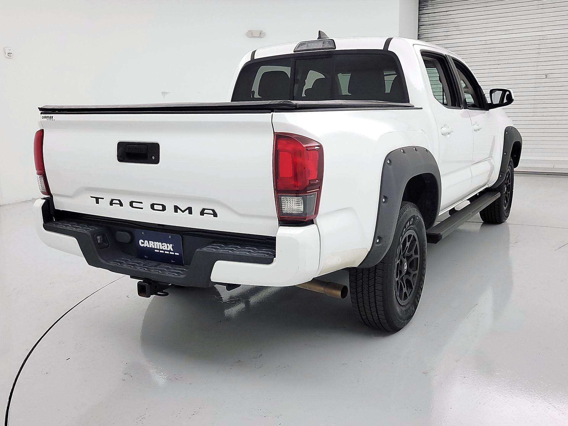 Thumbnail: 2019 Toyota Tacoma - 5
