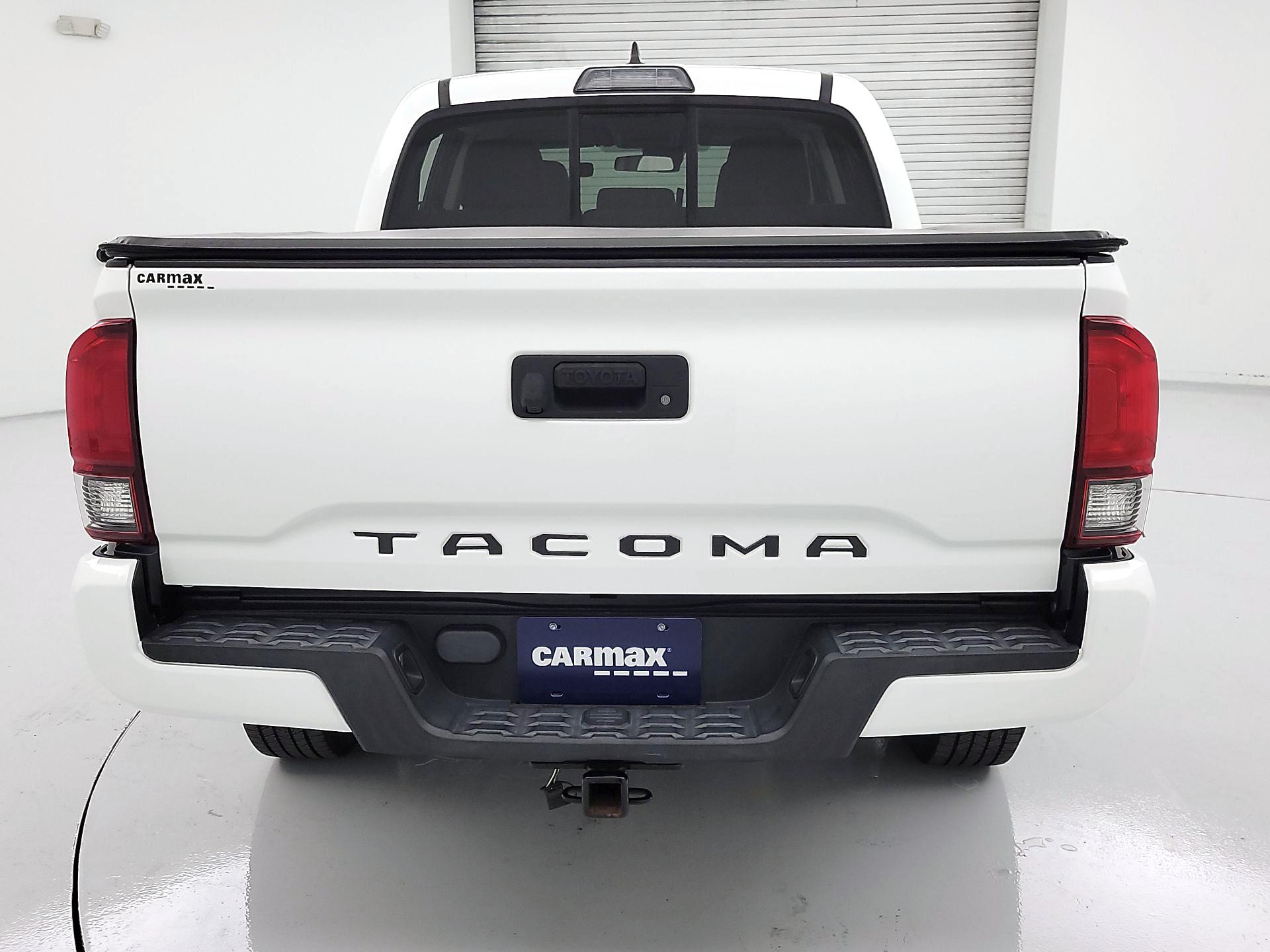 Thumbnail: 2019 Toyota Tacoma - 6
