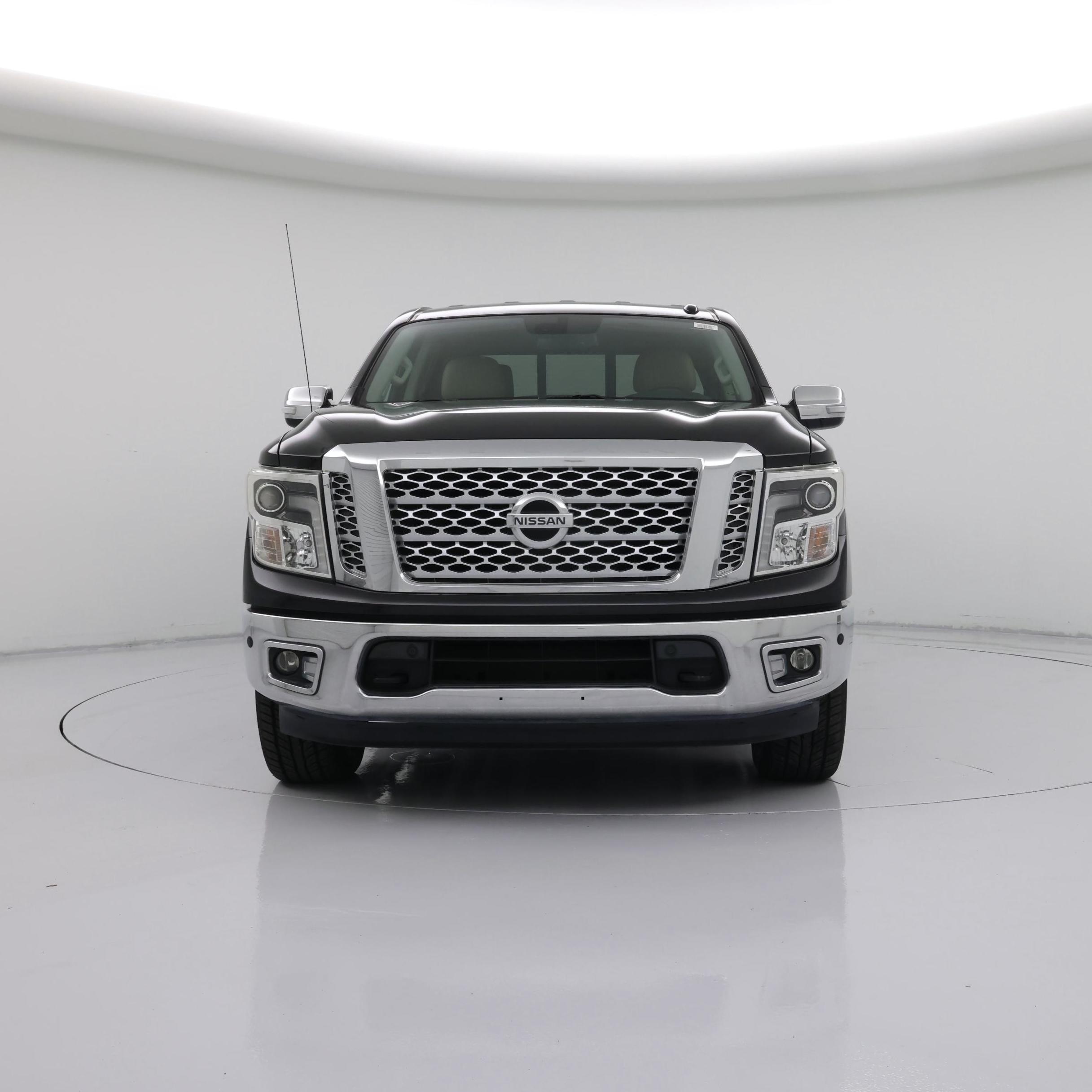 Thumbnail: 2017 Nissan Titan - 5