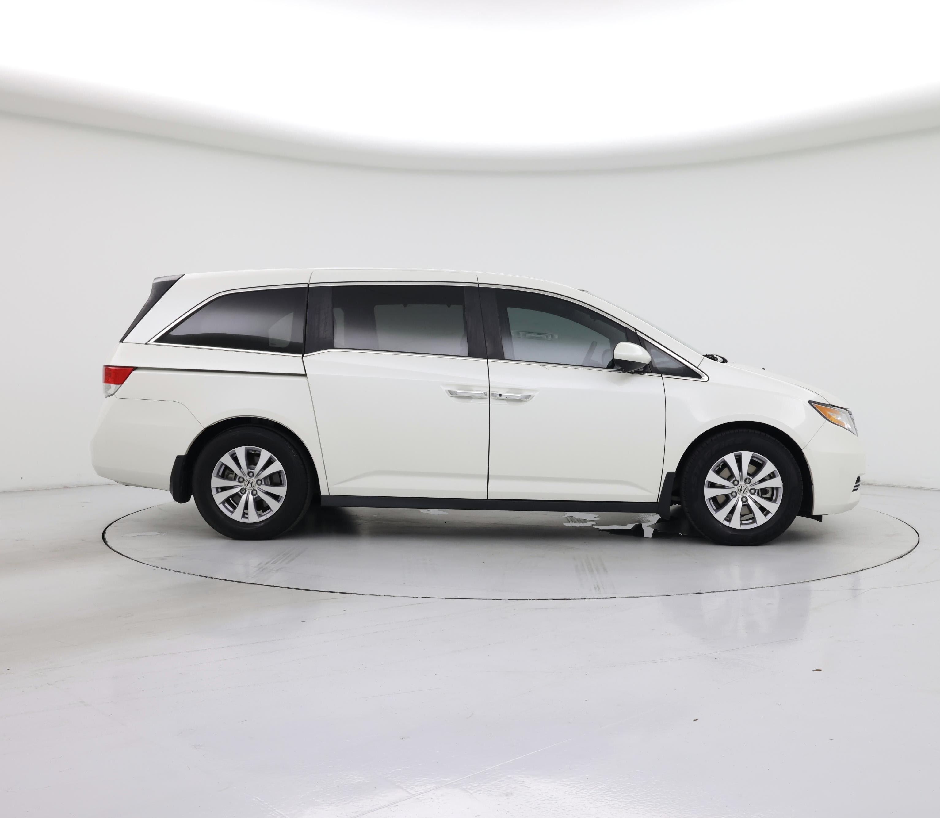 Thumbnail: 2015 Honda Odyssey - 7
