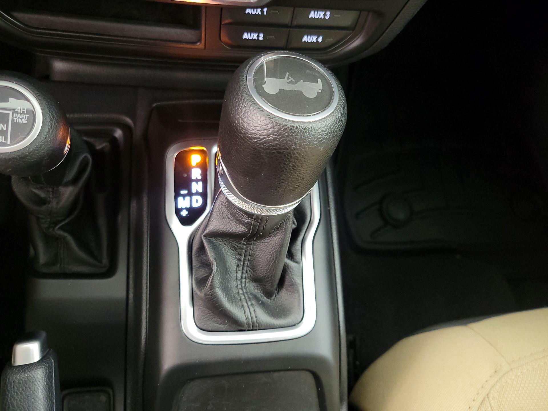 Thumbnail: 2021 Jeep Wrangler - 18