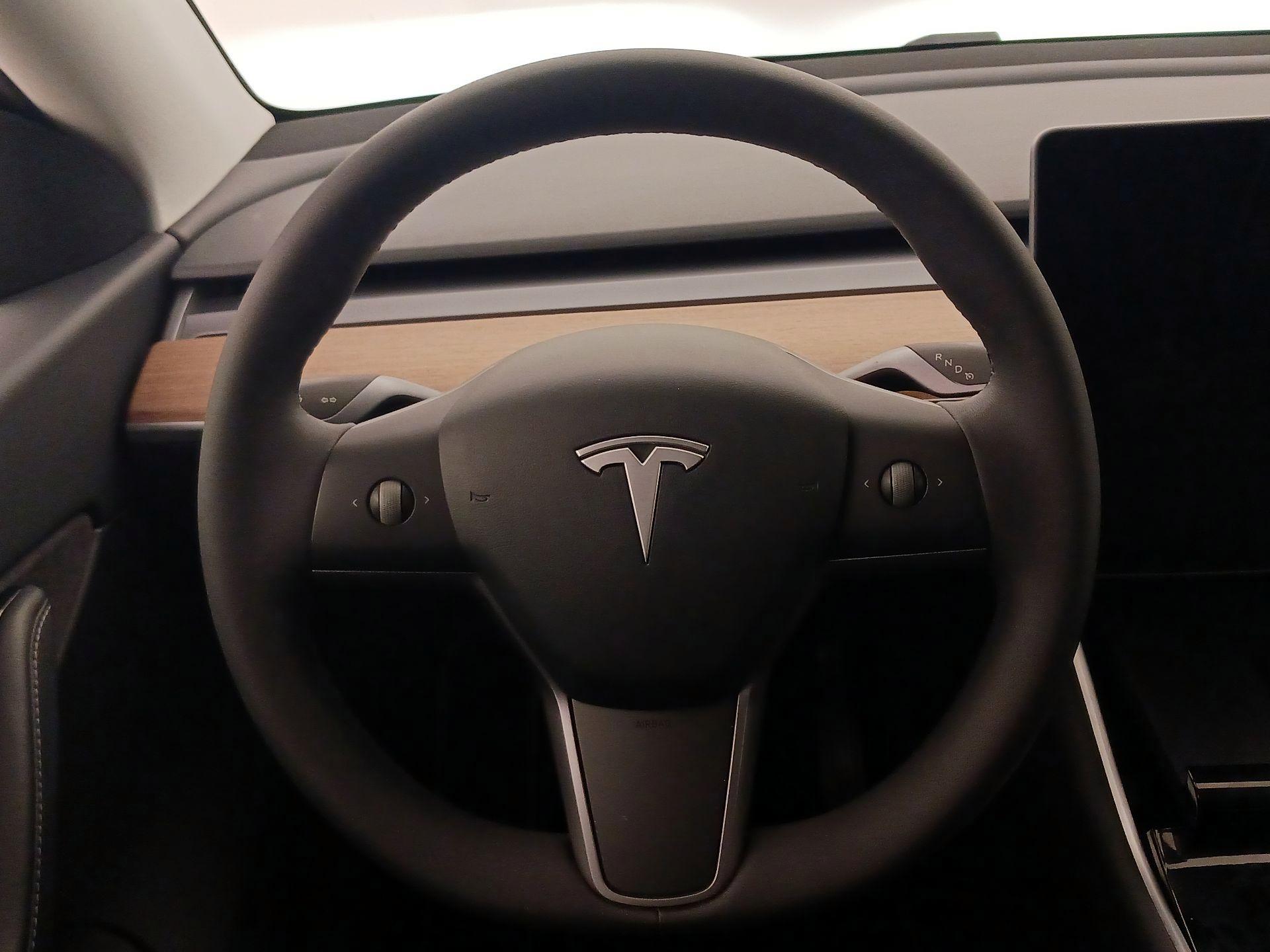 Thumbnail: 2021 Tesla Model Y - 10