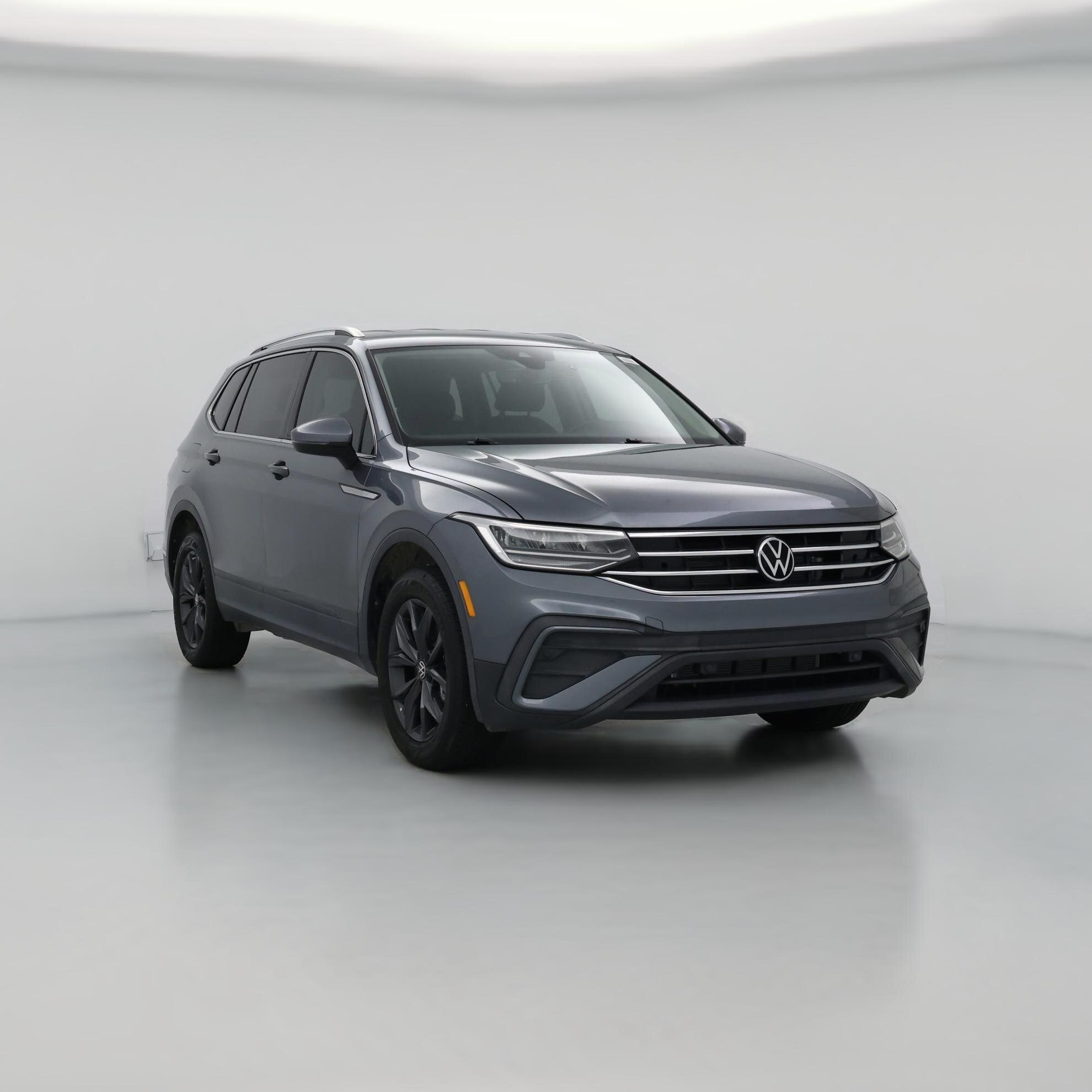 Thumbnail: 2023 Volkswagen Tiguan - 1
