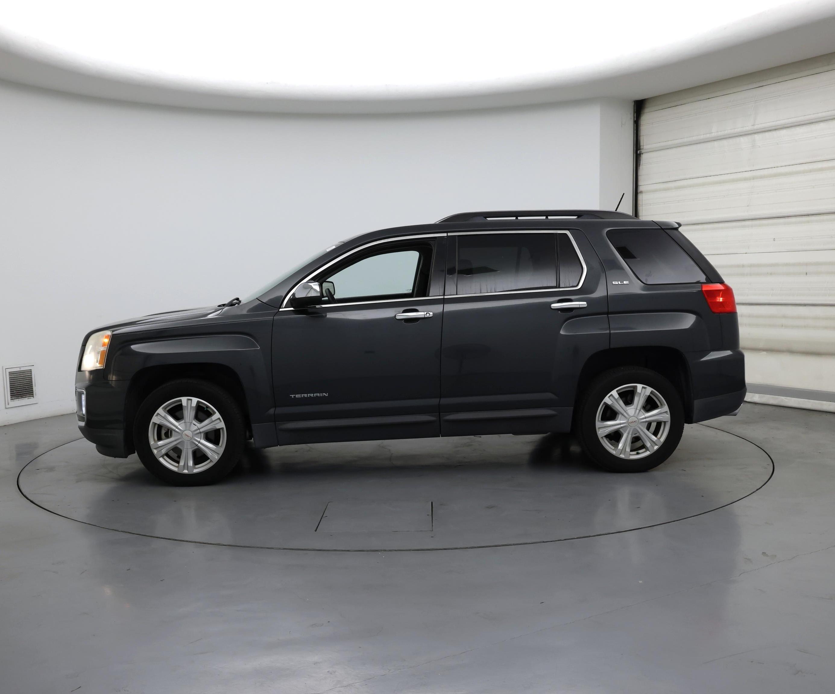 Thumbnail: 2017 GMC Terrain - 3