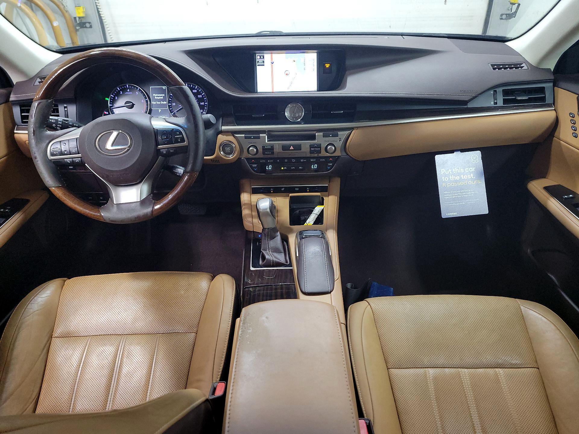 Thumbnail: 2018 Lexus ES - 9