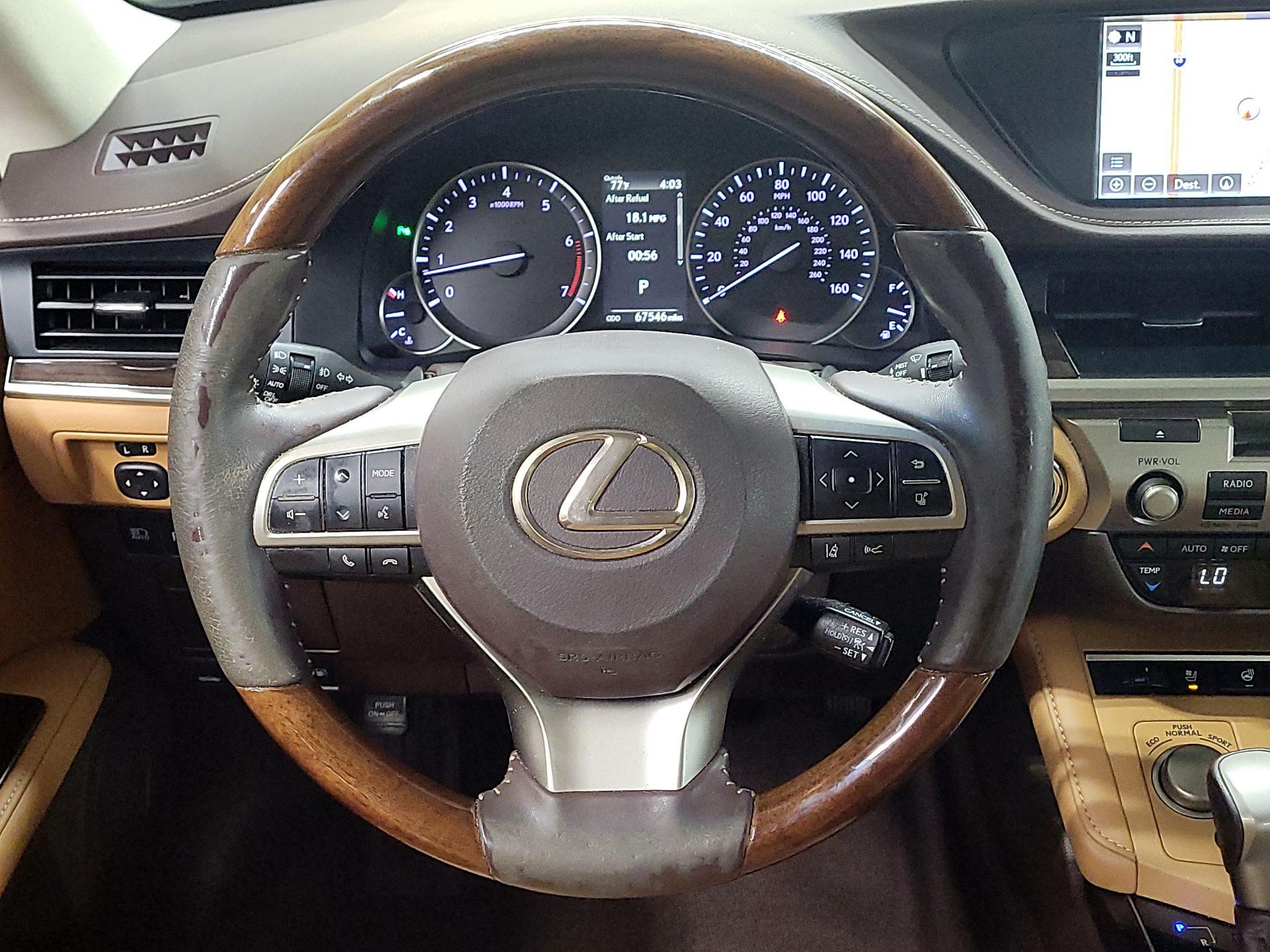 Thumbnail: 2018 Lexus ES - 10