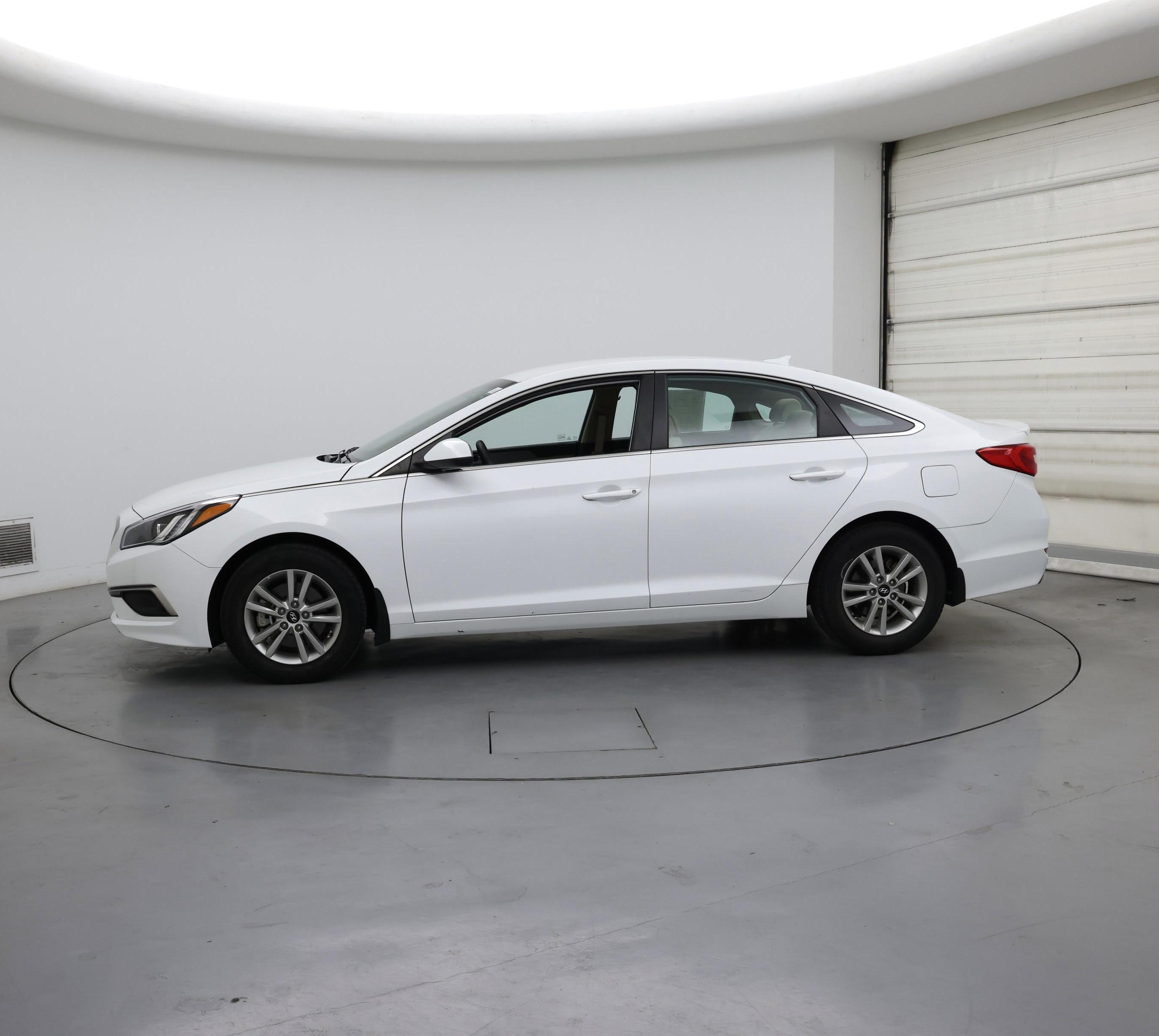Thumbnail: 2017 Hyundai Sonata - 3