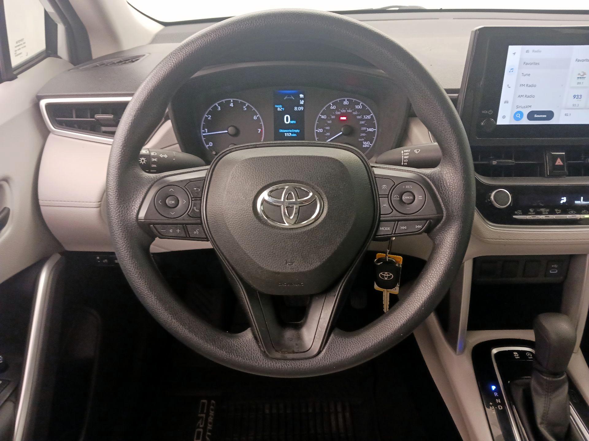 Thumbnail: 2023 Toyota Corolla Cross - 10