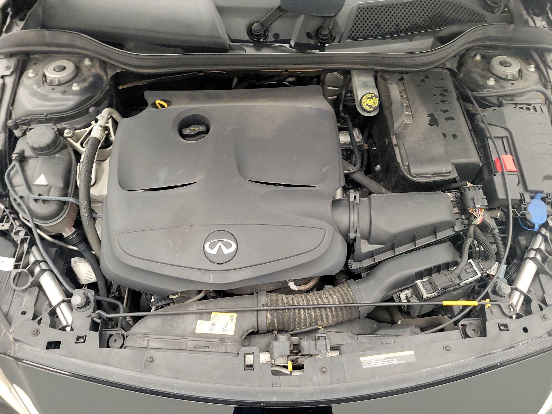 Thumbnail: 2017 INFINITI QX30 - 20