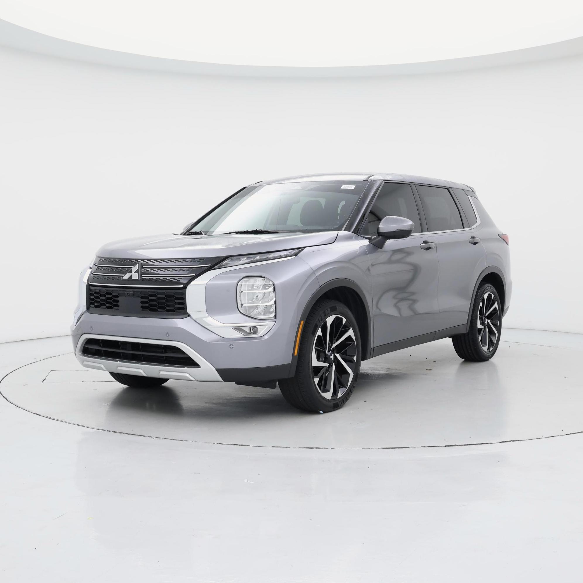 Thumbnail: 2022 Mitsubishi Outlander - 4