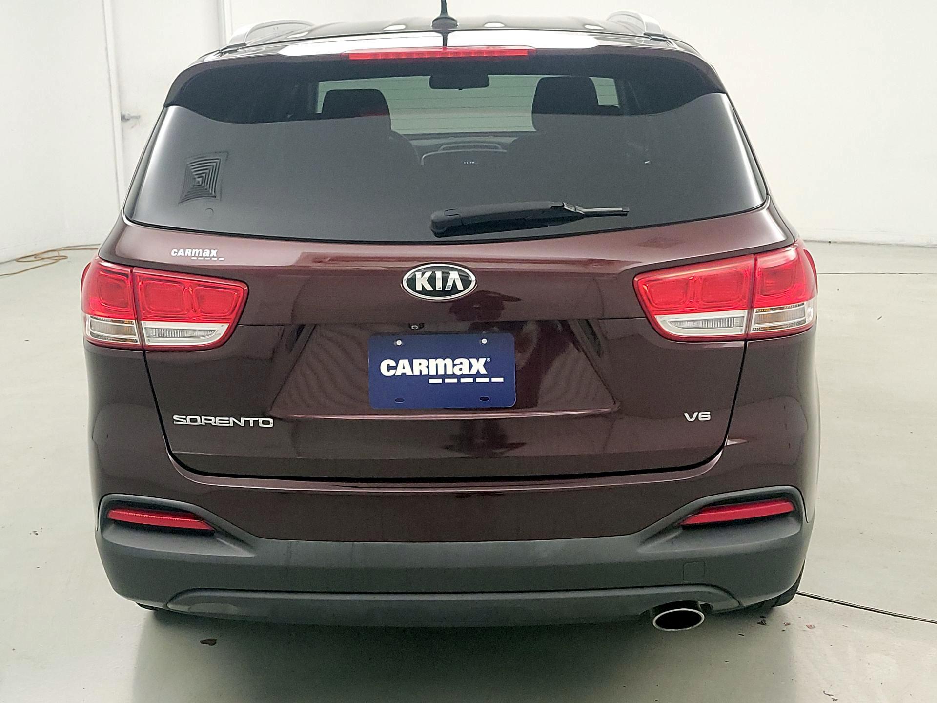Thumbnail: 2016 Kia Sorento - 6