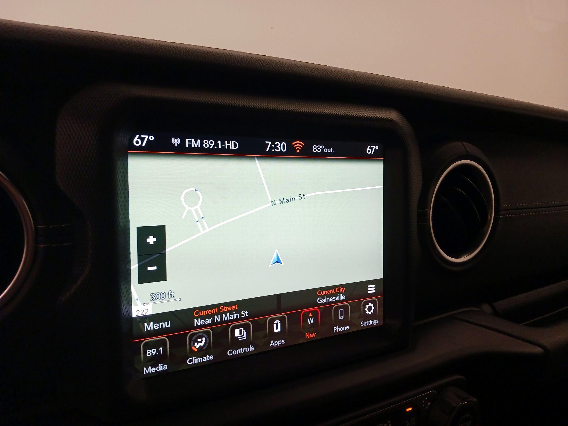 Thumbnail: 2022 Jeep Wrangler - 14