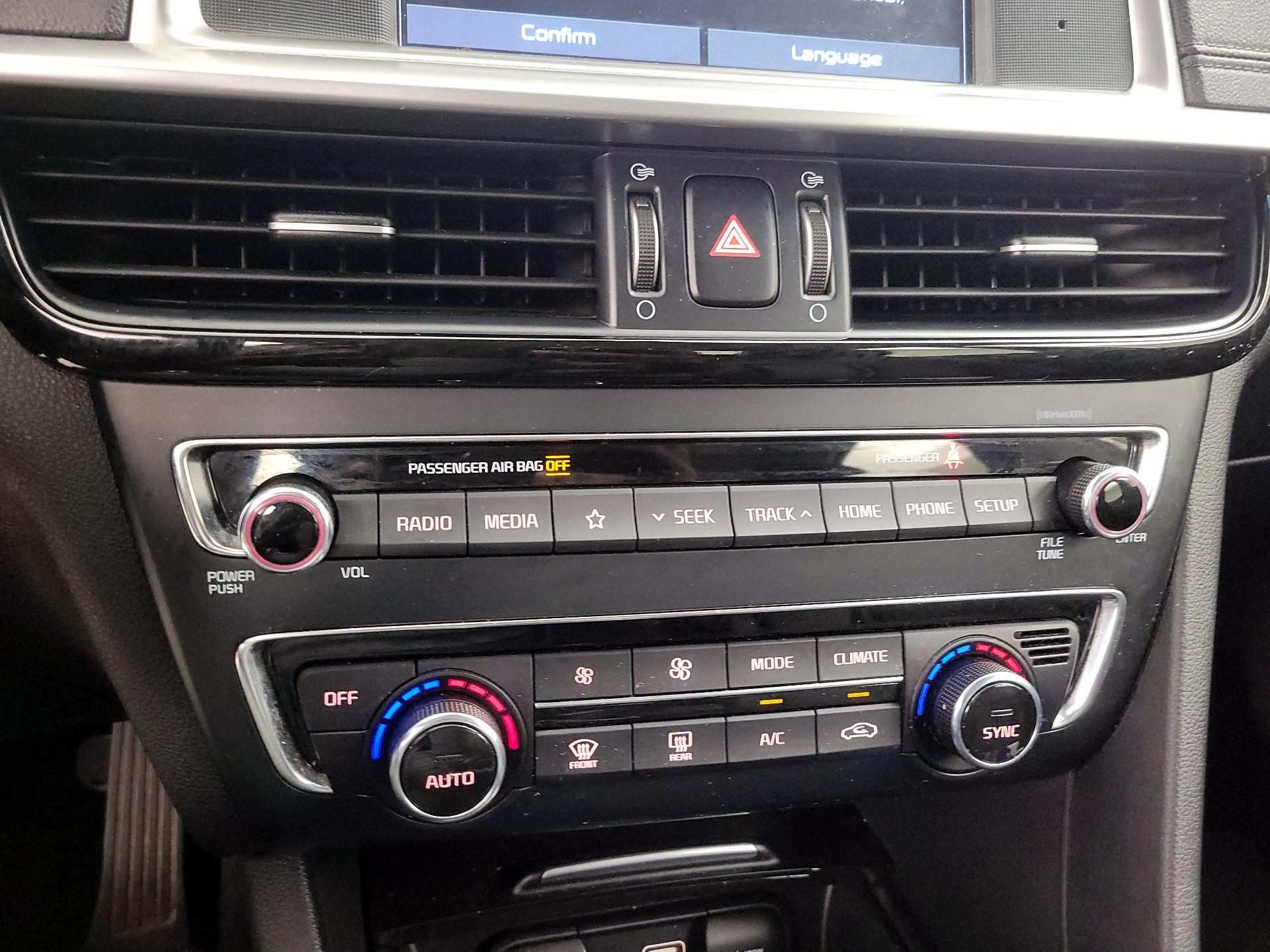 Thumbnail: 2019 Kia Optima - 14