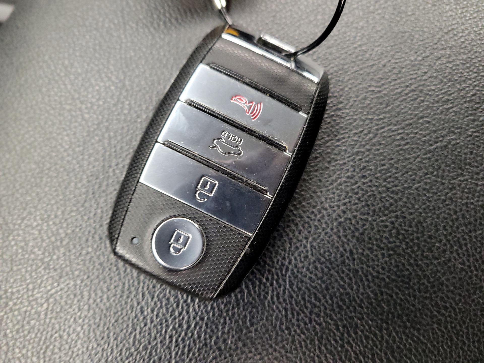 Thumbnail: 2019 Kia Optima - 20
