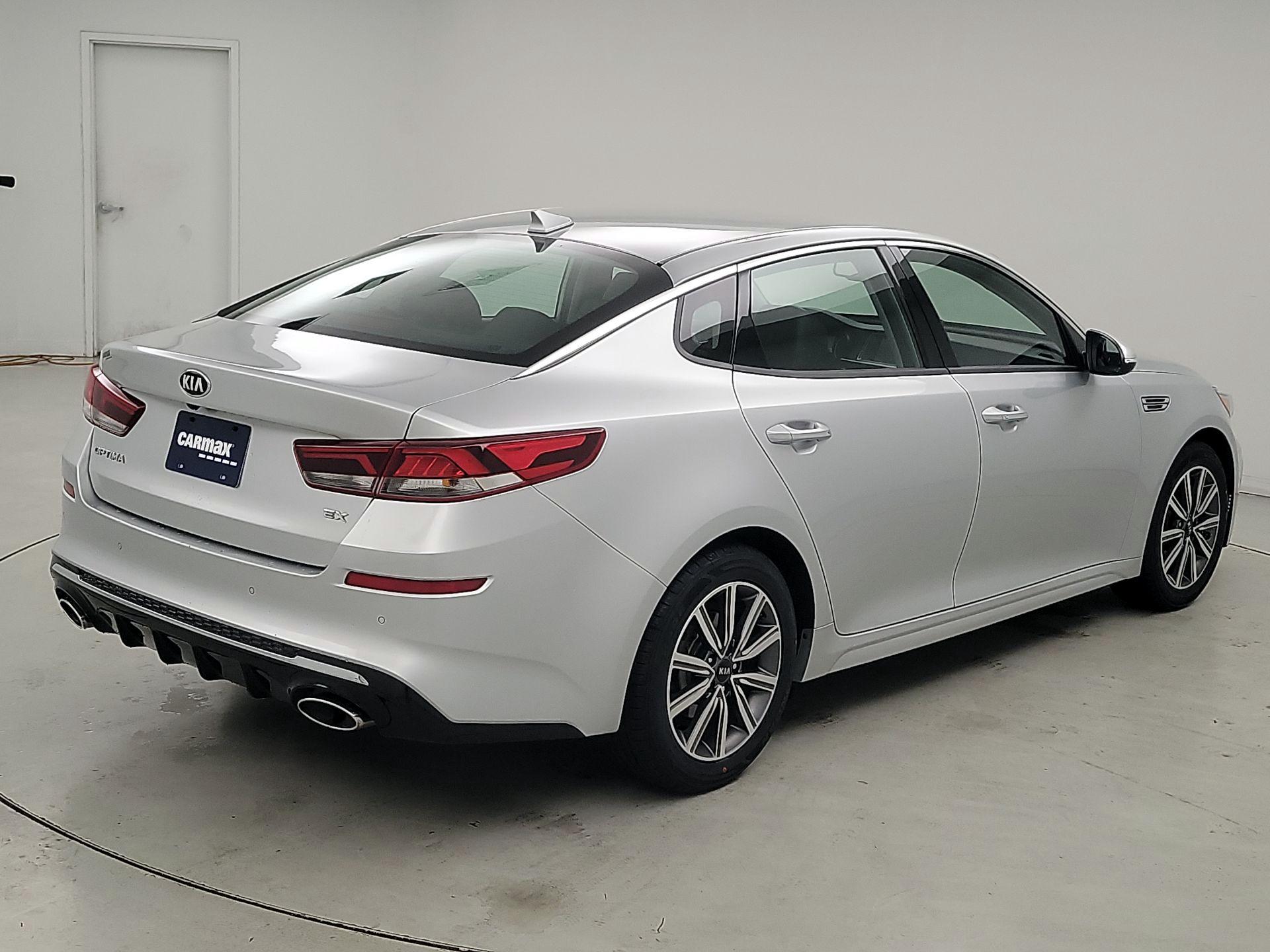 Thumbnail: 2019 Kia Optima - 5