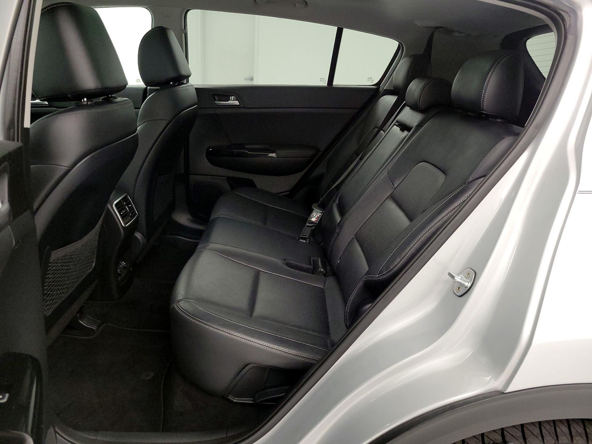 Thumbnail: 2020 Kia Sportage - 19