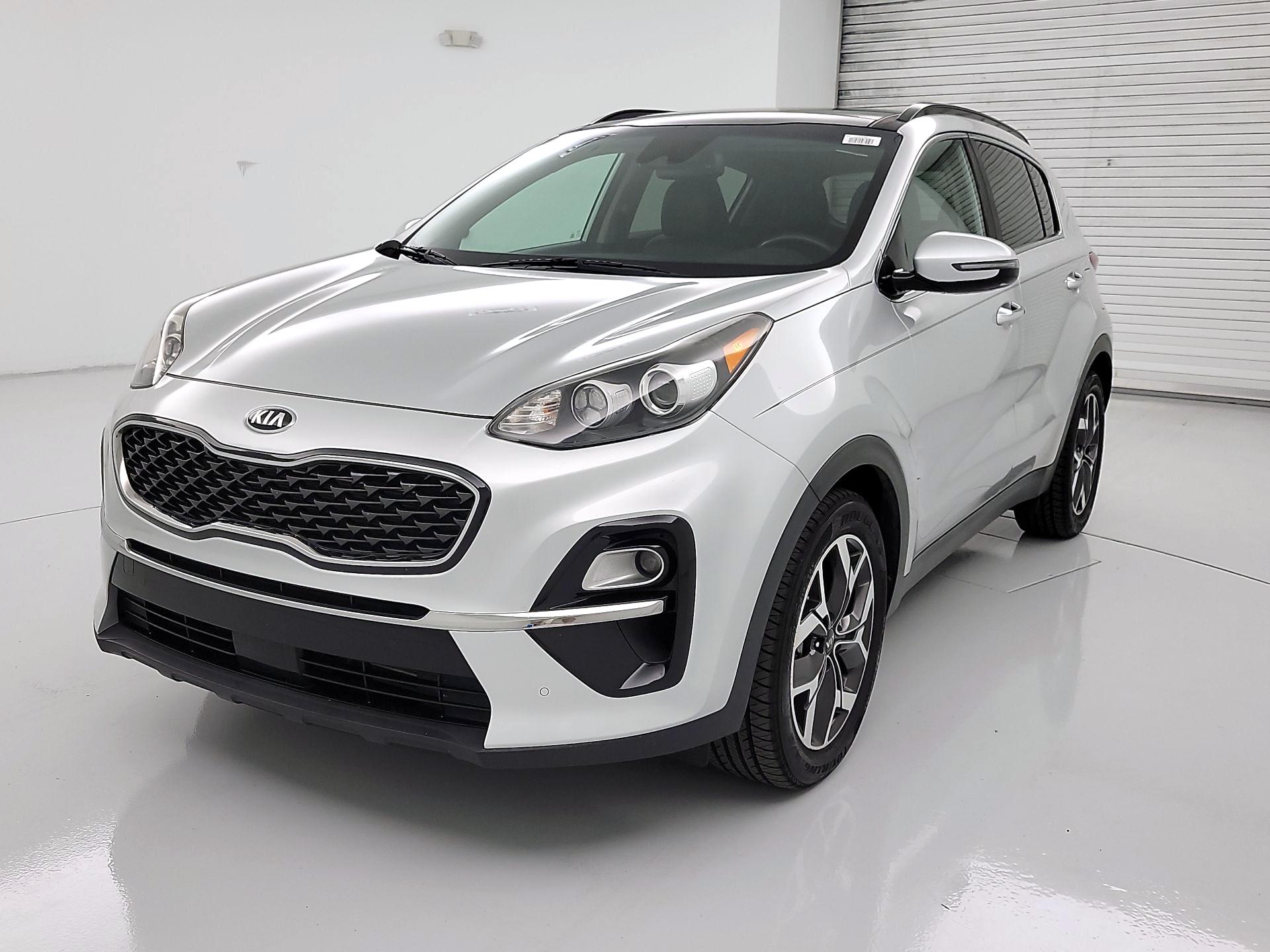 Thumbnail: 2020 Kia Sportage - 3