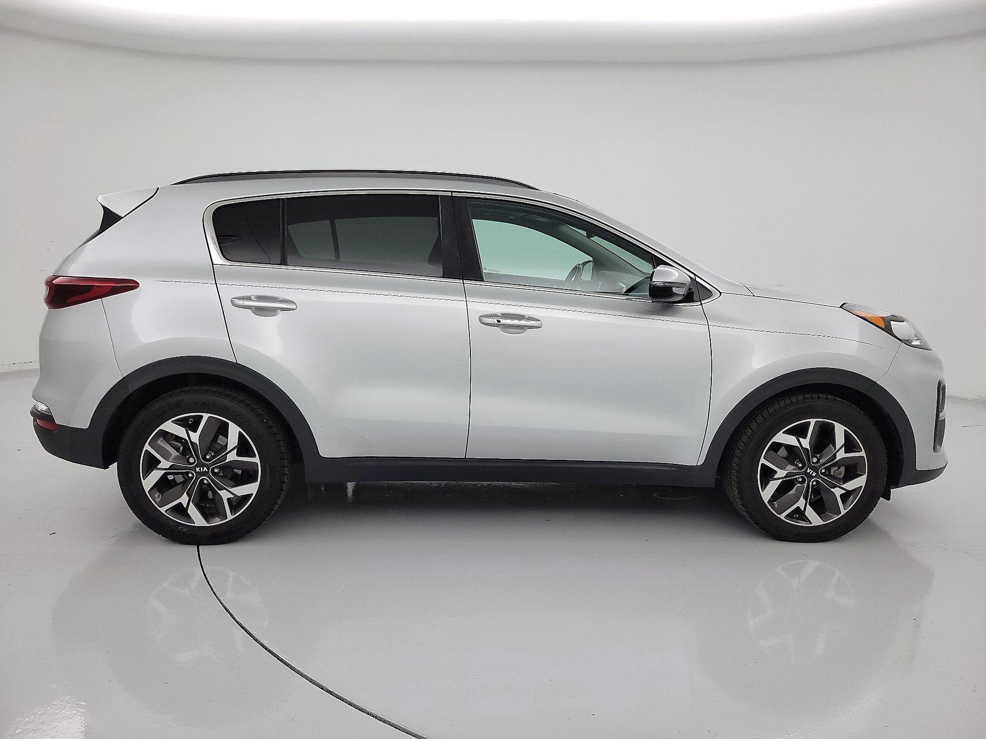 Thumbnail: 2020 Kia Sportage - 4