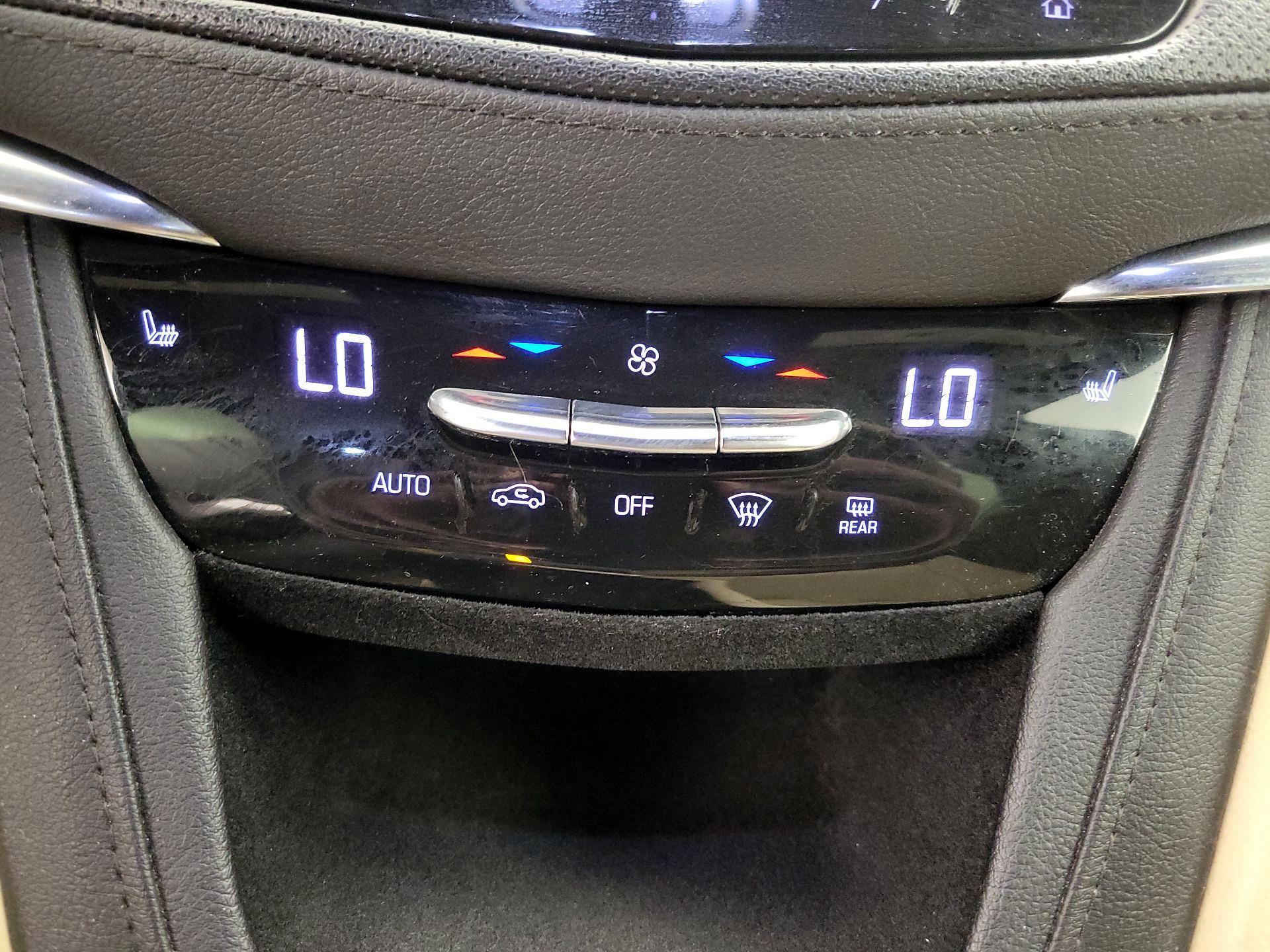 Thumbnail: 2019 Cadillac XT5 - 15