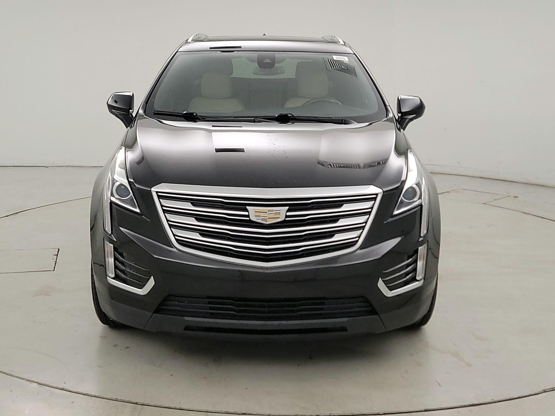 Thumbnail: 2019 Cadillac XT5 - 2