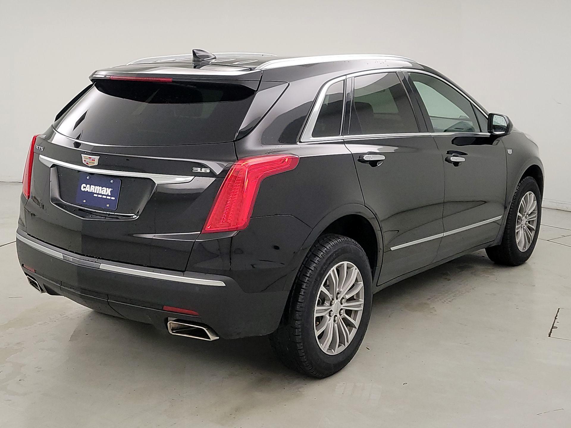 Thumbnail: 2019 Cadillac XT5 - 5