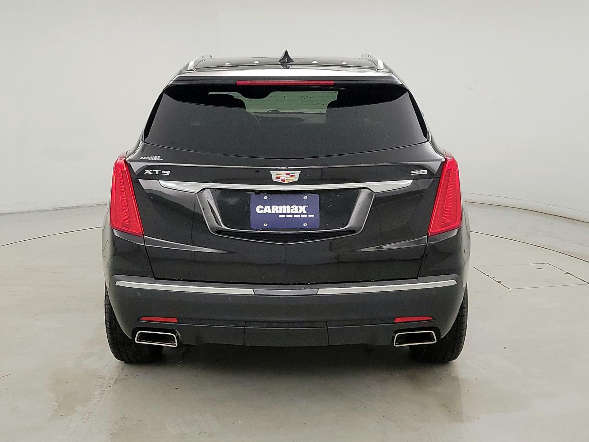 Thumbnail: 2019 Cadillac XT5 - 6