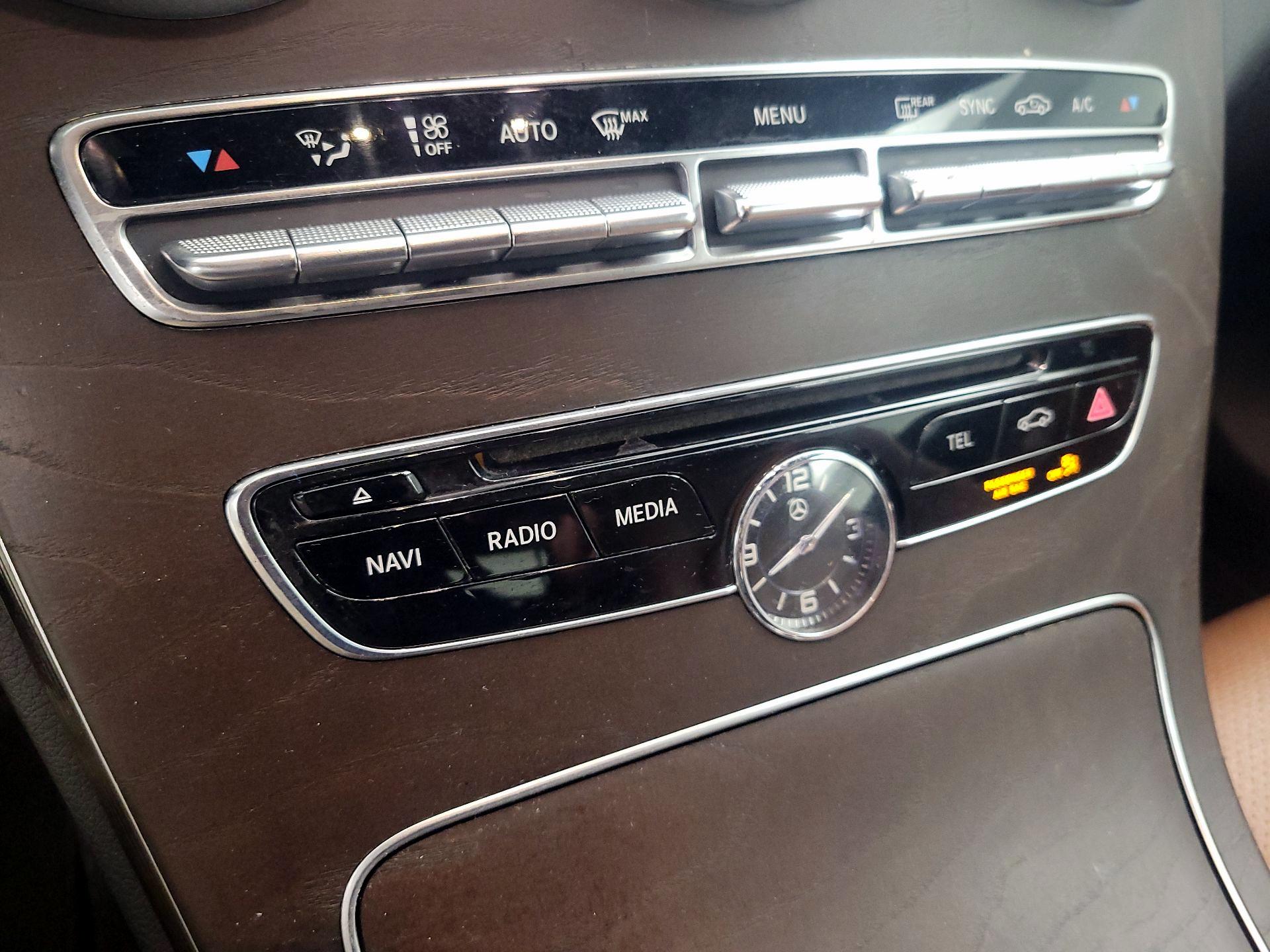 Thumbnail: 2017 Mercedes-Benz C-Class - 17