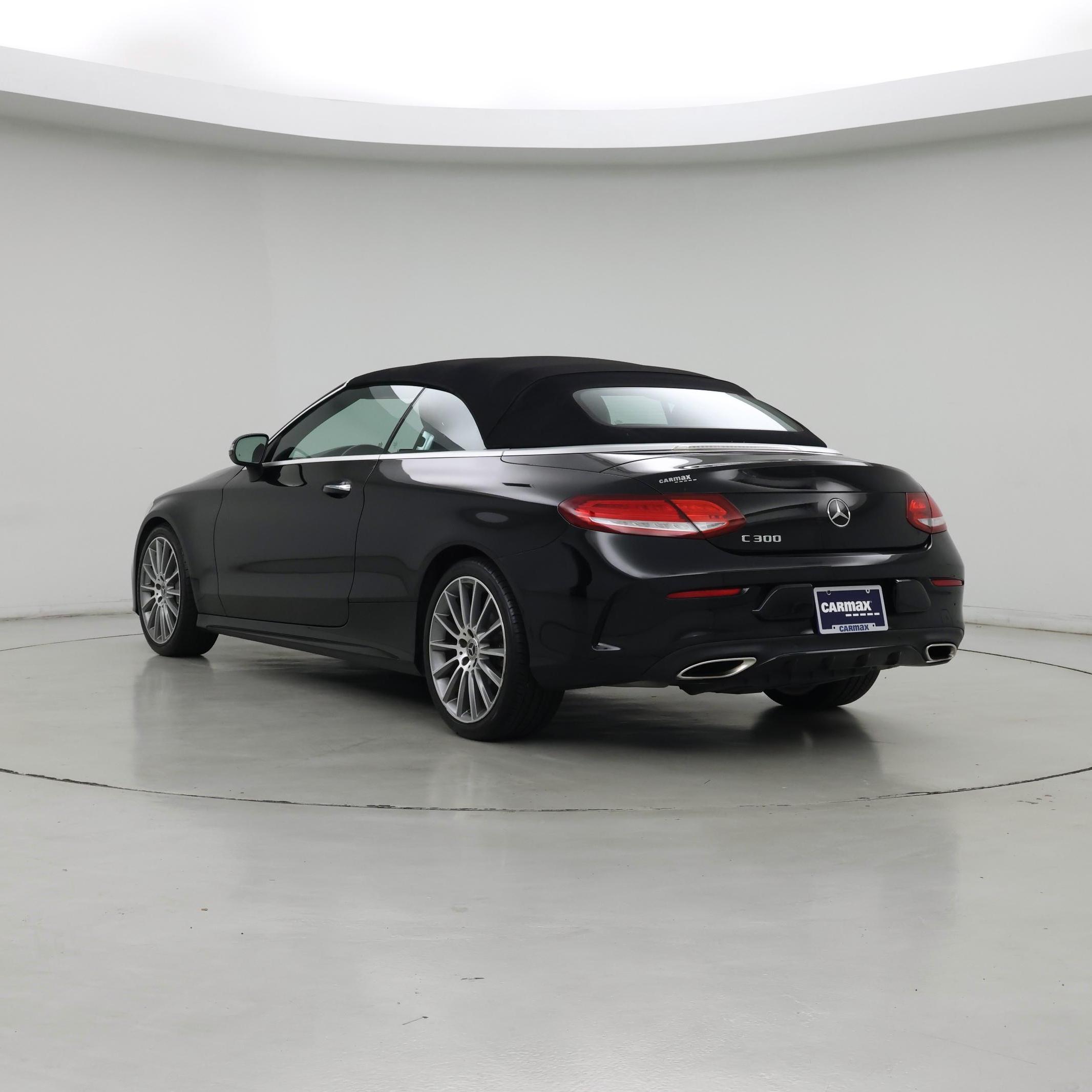 Thumbnail: 2017 Mercedes-Benz C-Class - 2