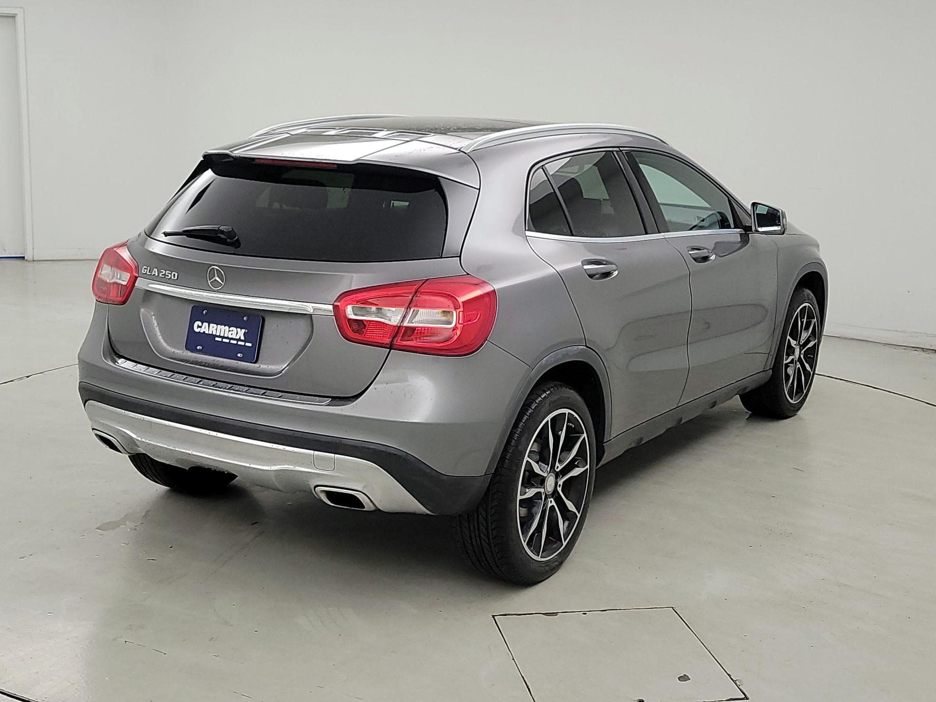 Thumbnail: 2017 Mercedes-Benz GLA - 5
