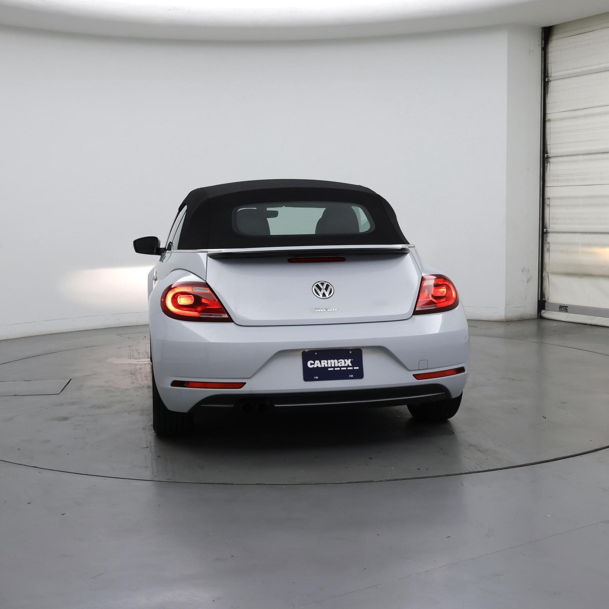 Thumbnail: 2017 Volkswagen Beetle - 6