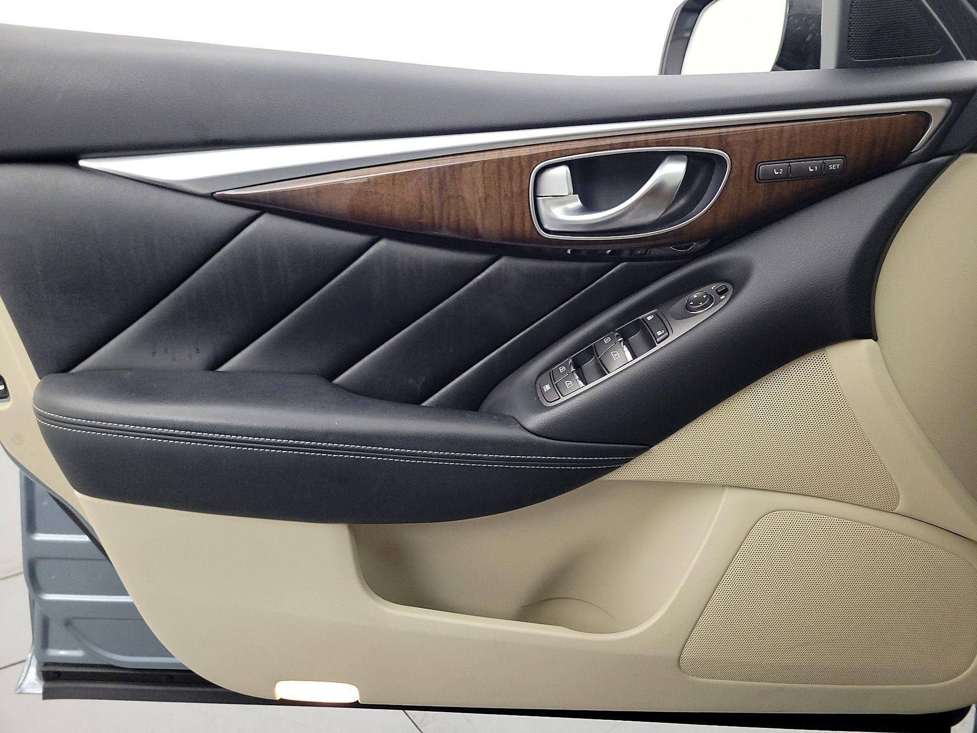 Thumbnail: 2014 INFINITI Q50 - 12