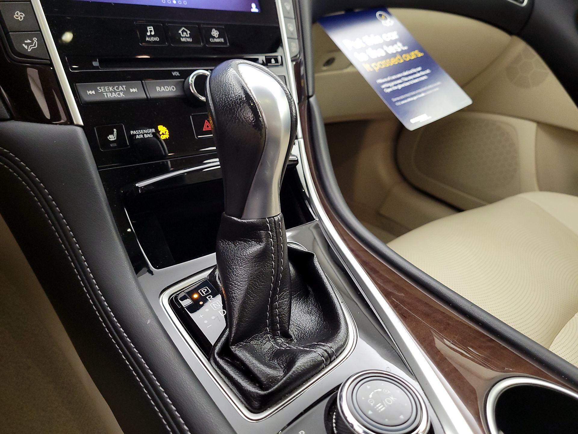 Thumbnail: 2014 INFINITI Q50 - 15
