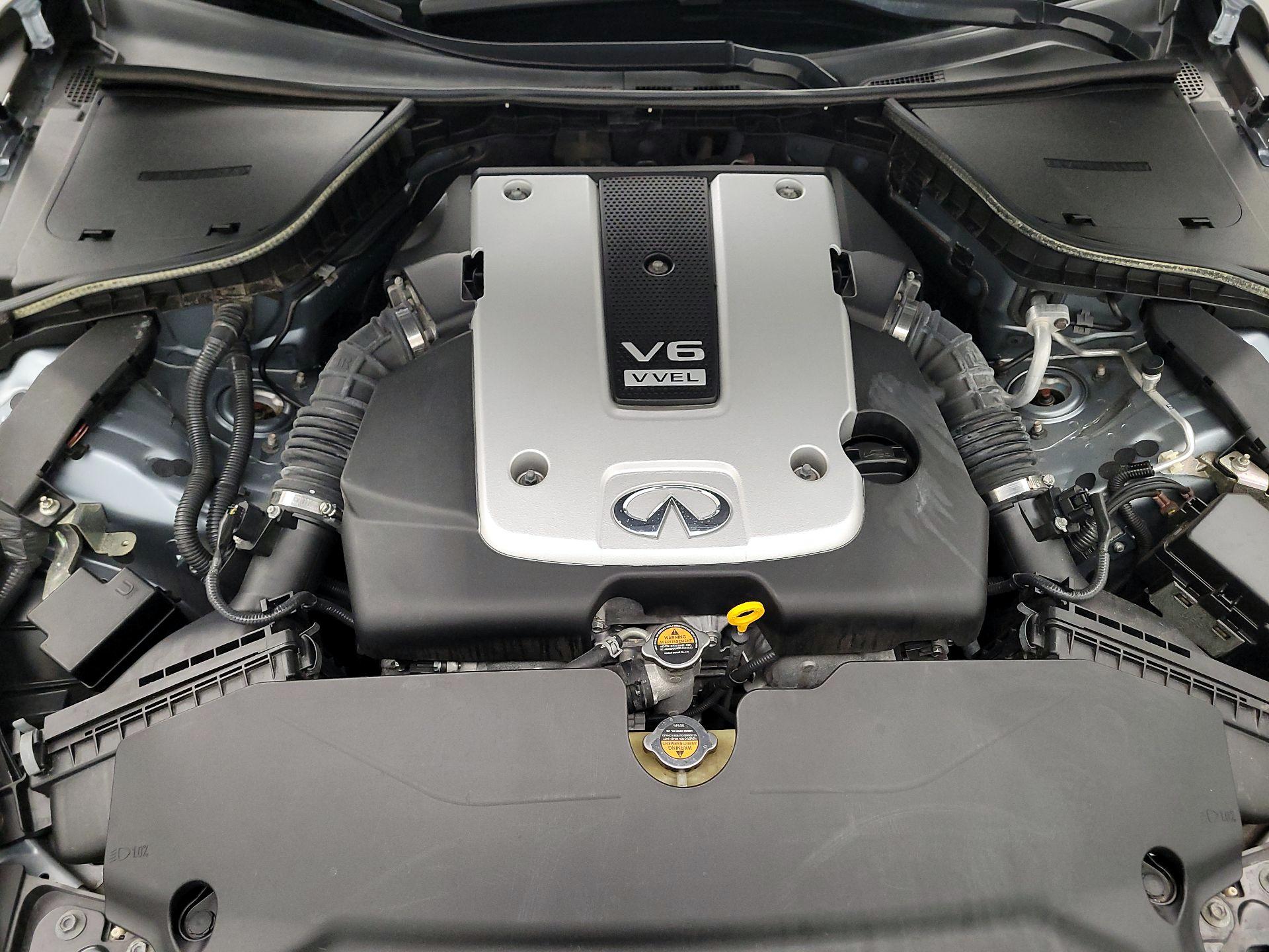 Thumbnail: 2014 INFINITI Q50 - 17