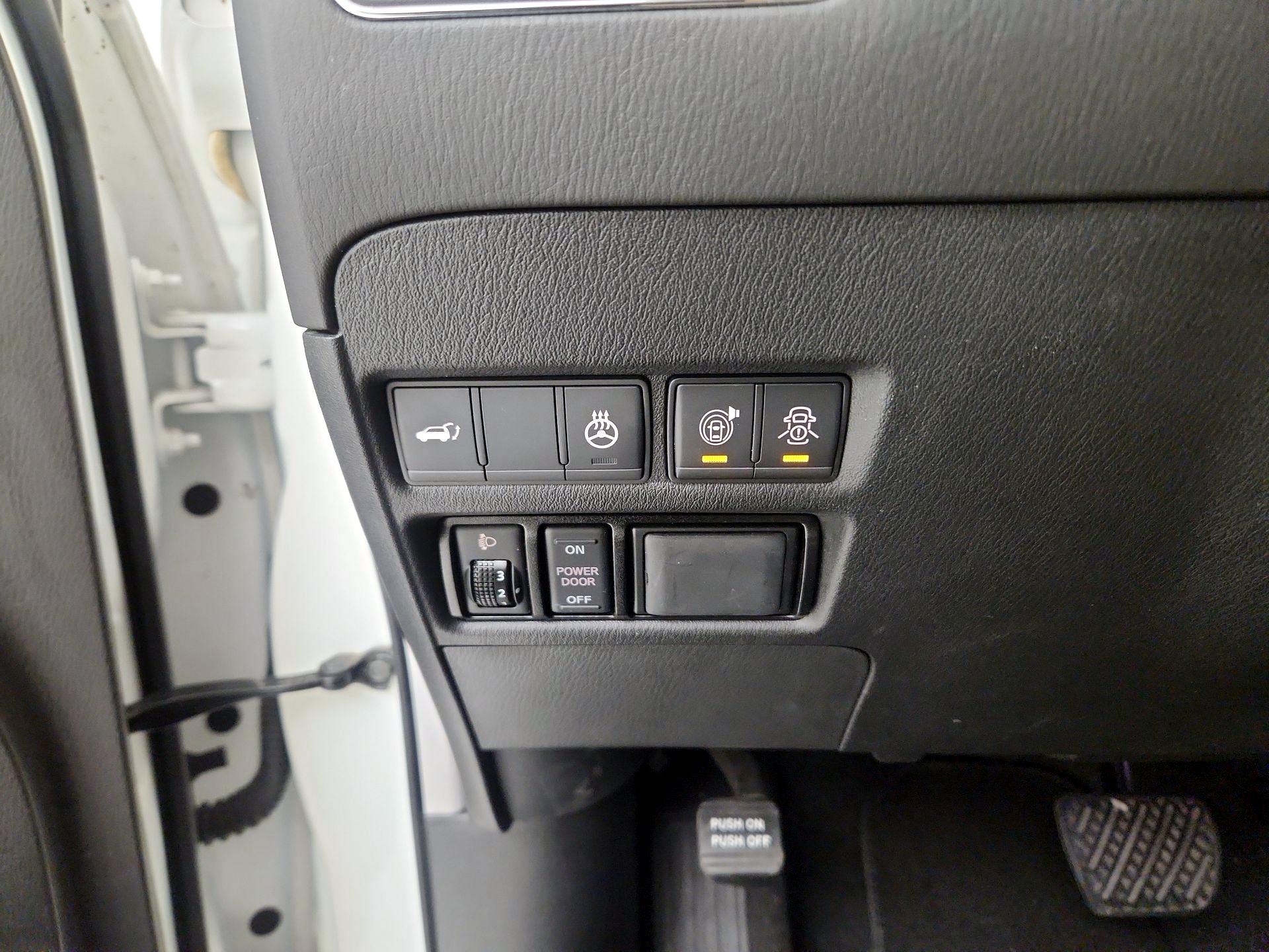 Thumbnail: 2019 Nissan Armada - 13