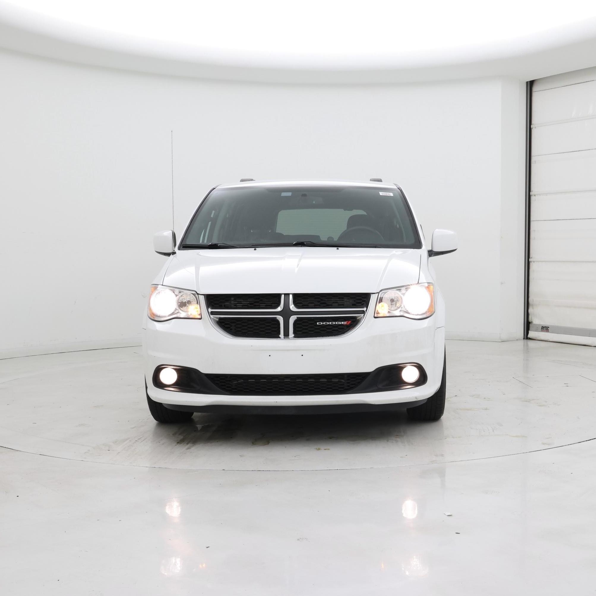 Thumbnail: 2017 Dodge Grand Caravan - 5