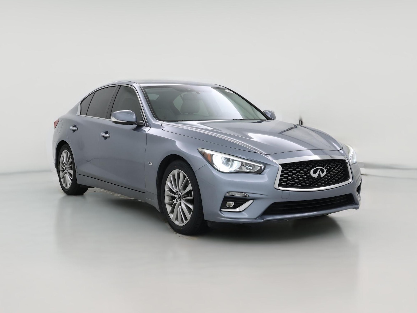 2018 INFINITI Q50 LUXE