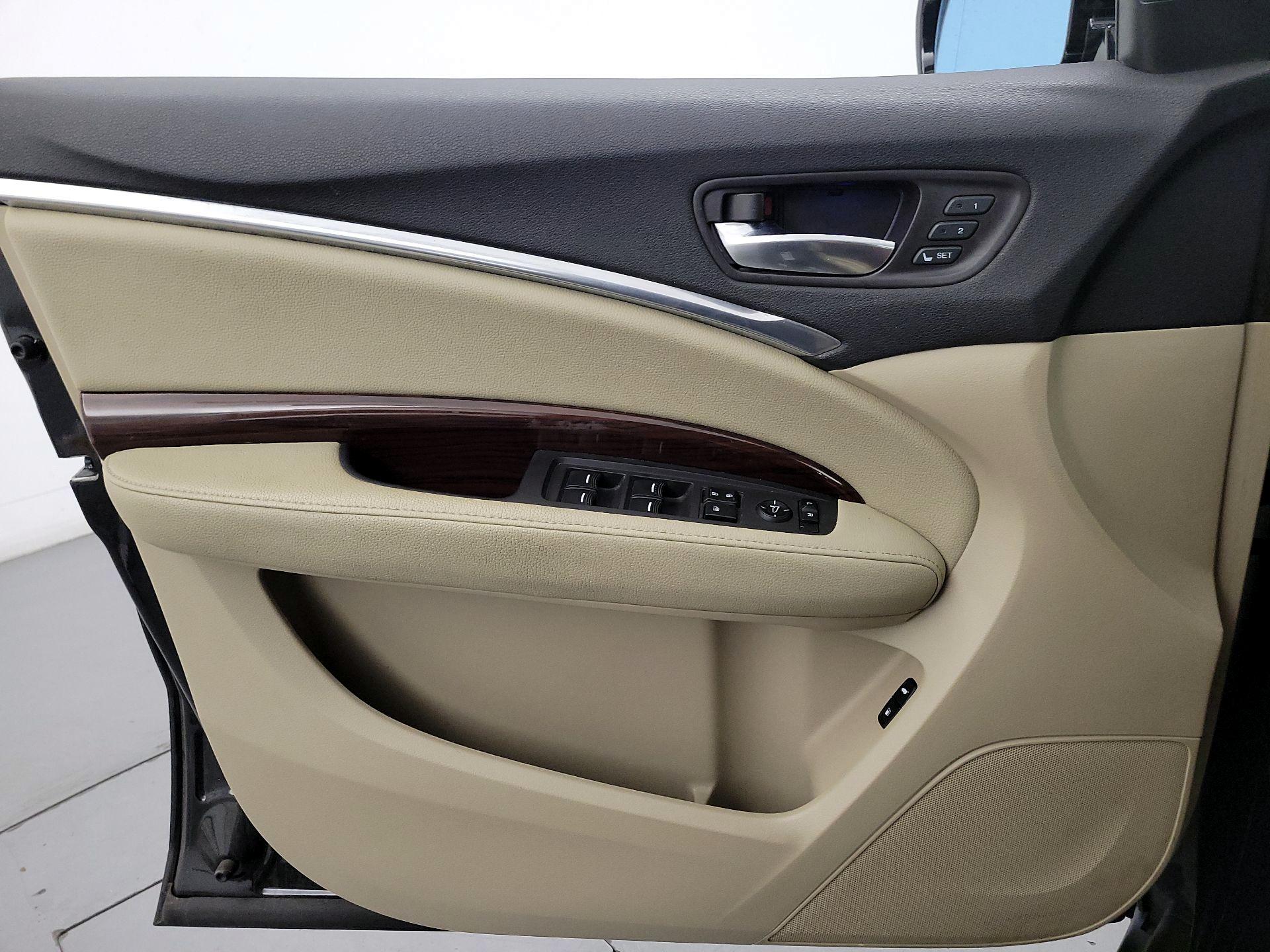 Thumbnail: 2016 Acura MDX - 12