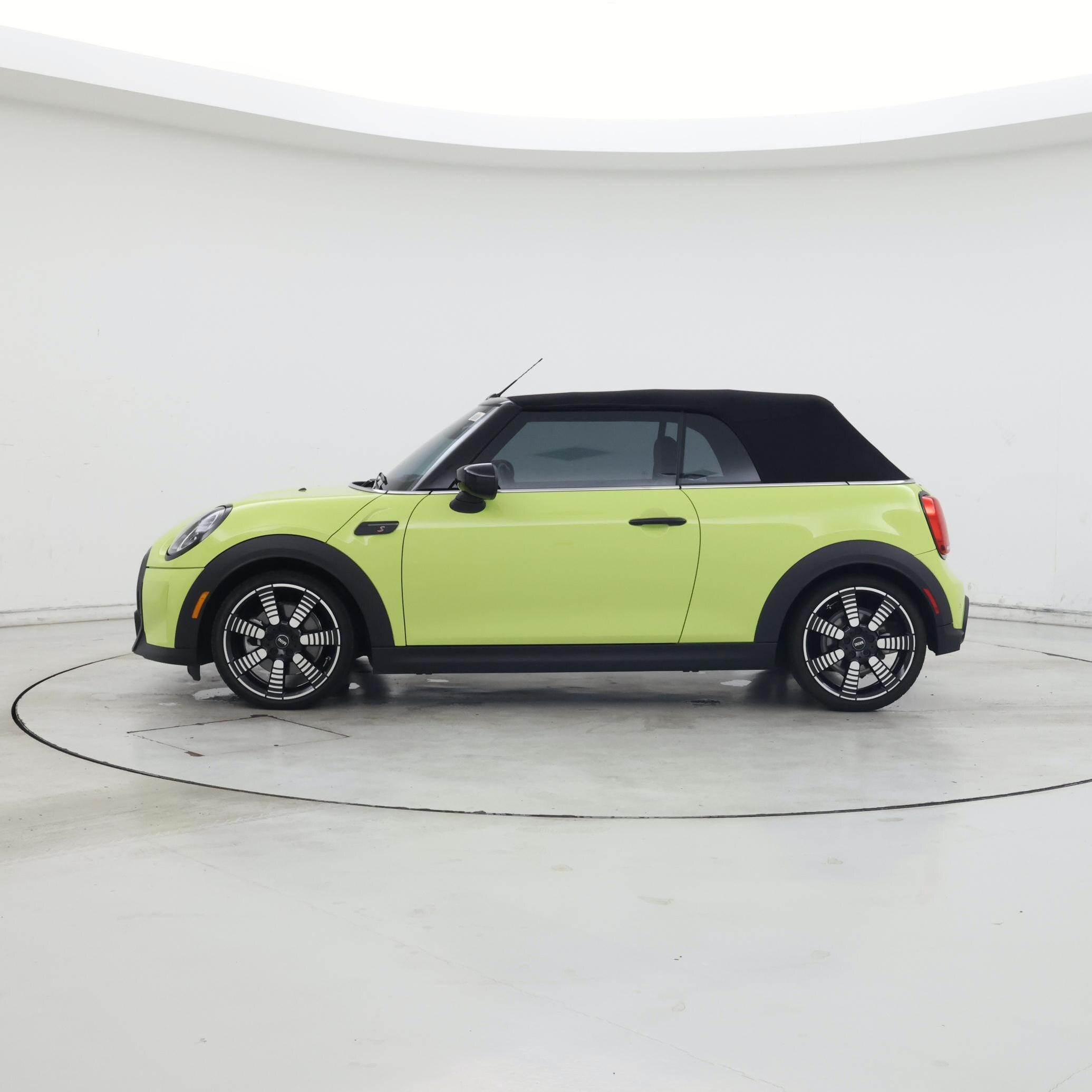 Thumbnail: 2022 MINI Cooper - 3