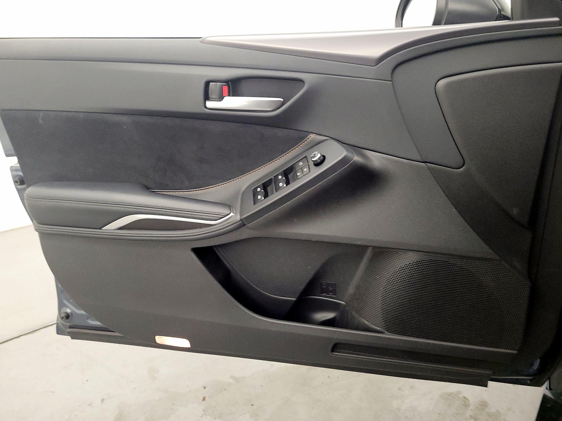 Thumbnail: 2019 Toyota Avalon - 12
