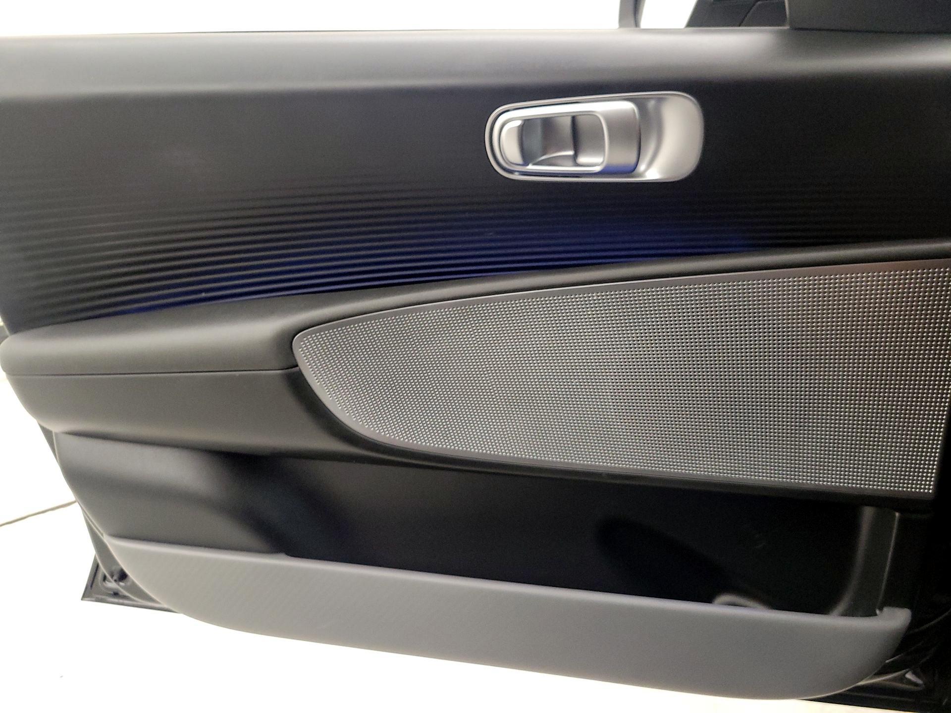 Thumbnail: 2024 Hyundai Ioniq 6 - 12