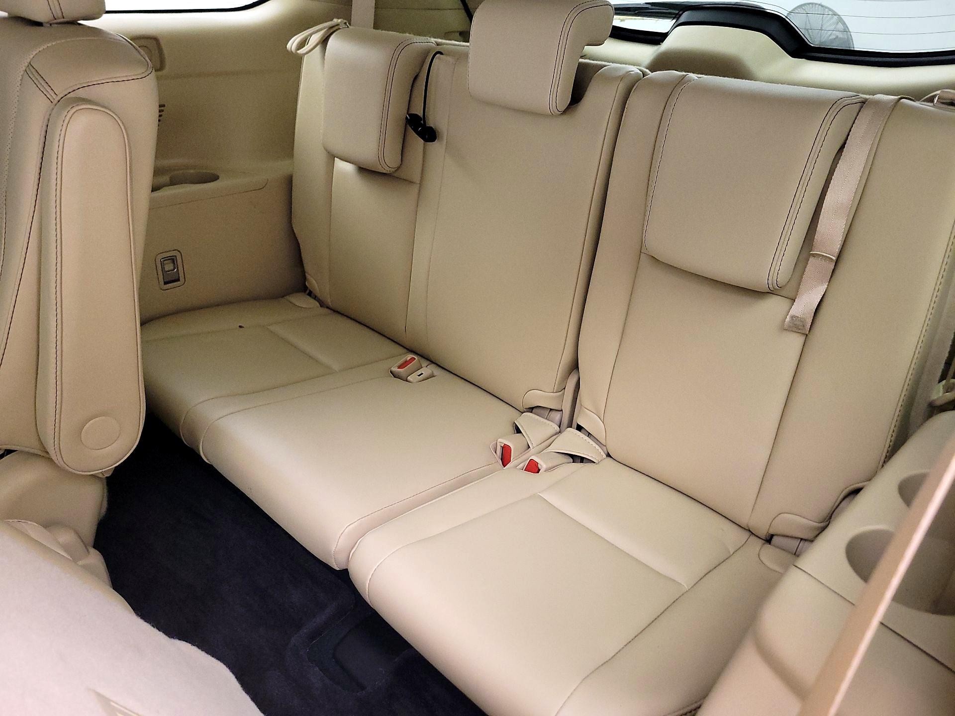 Thumbnail: 2016 Toyota Highlander - 20