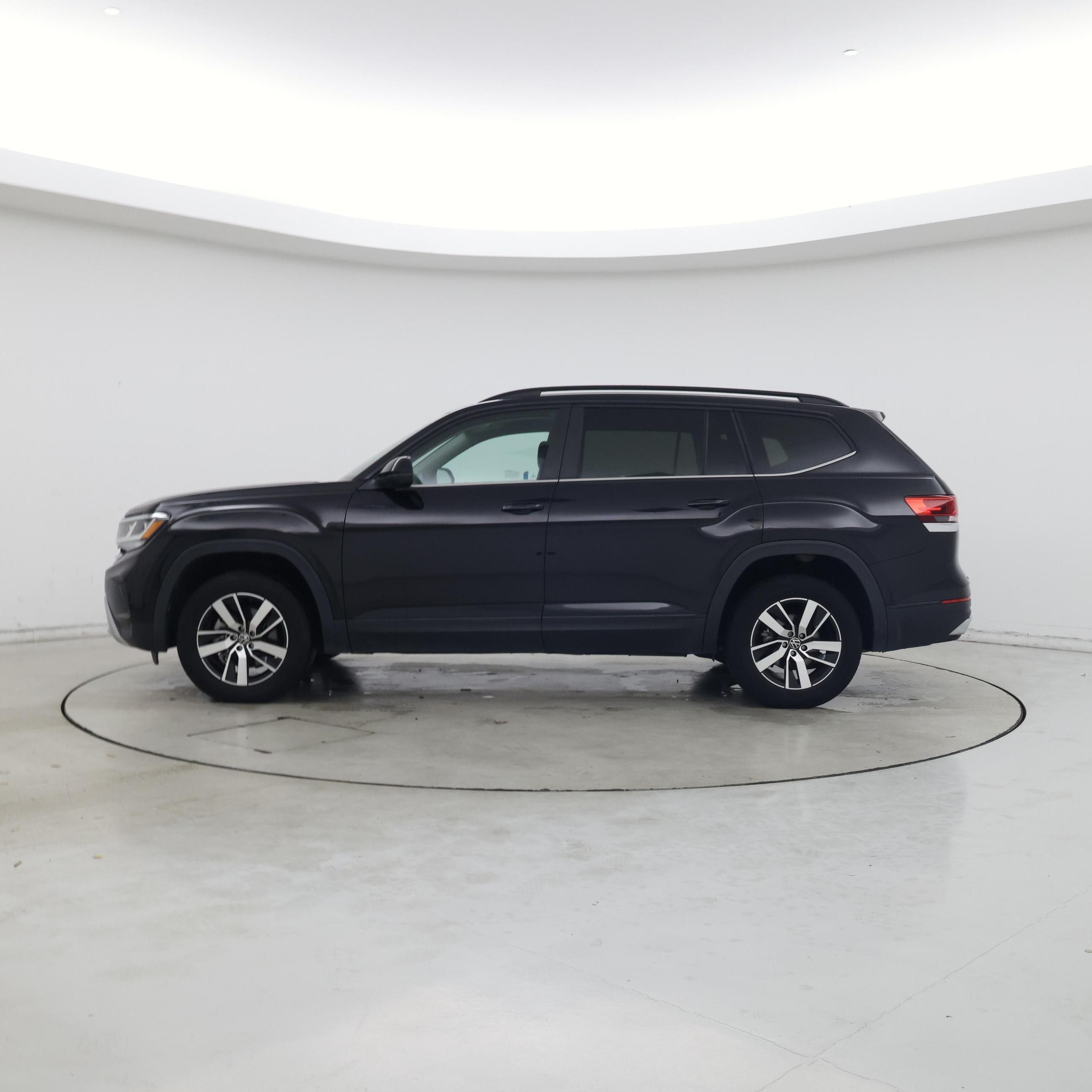 Thumbnail: 2022 Volkswagen Atlas - 3