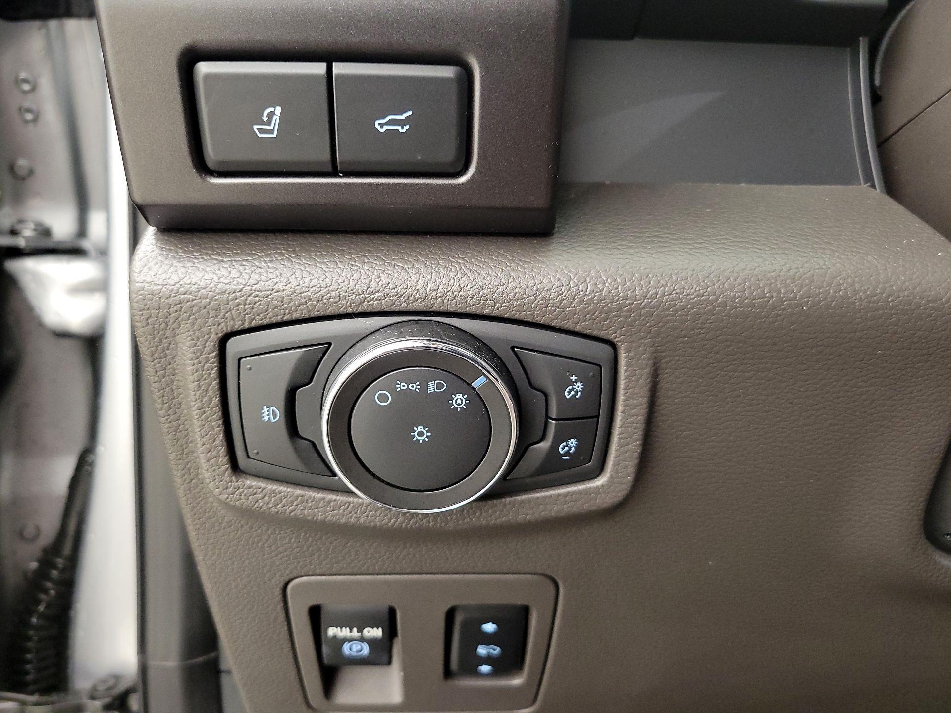 Thumbnail: 2021 Ford Expedition - 13