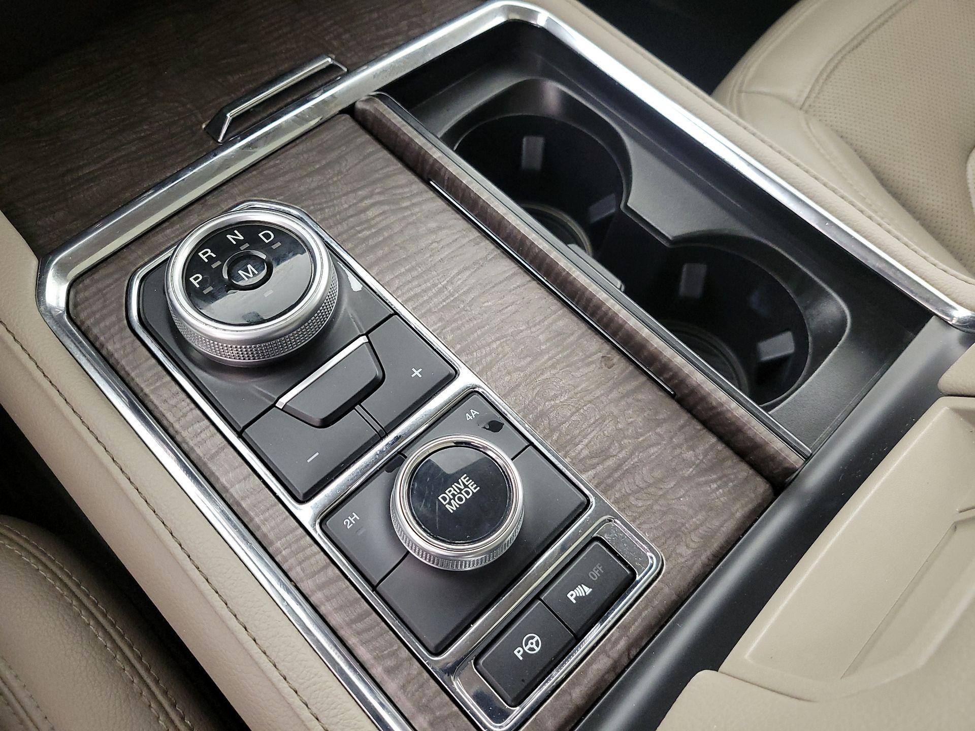 Thumbnail: 2021 Ford Expedition - 18
