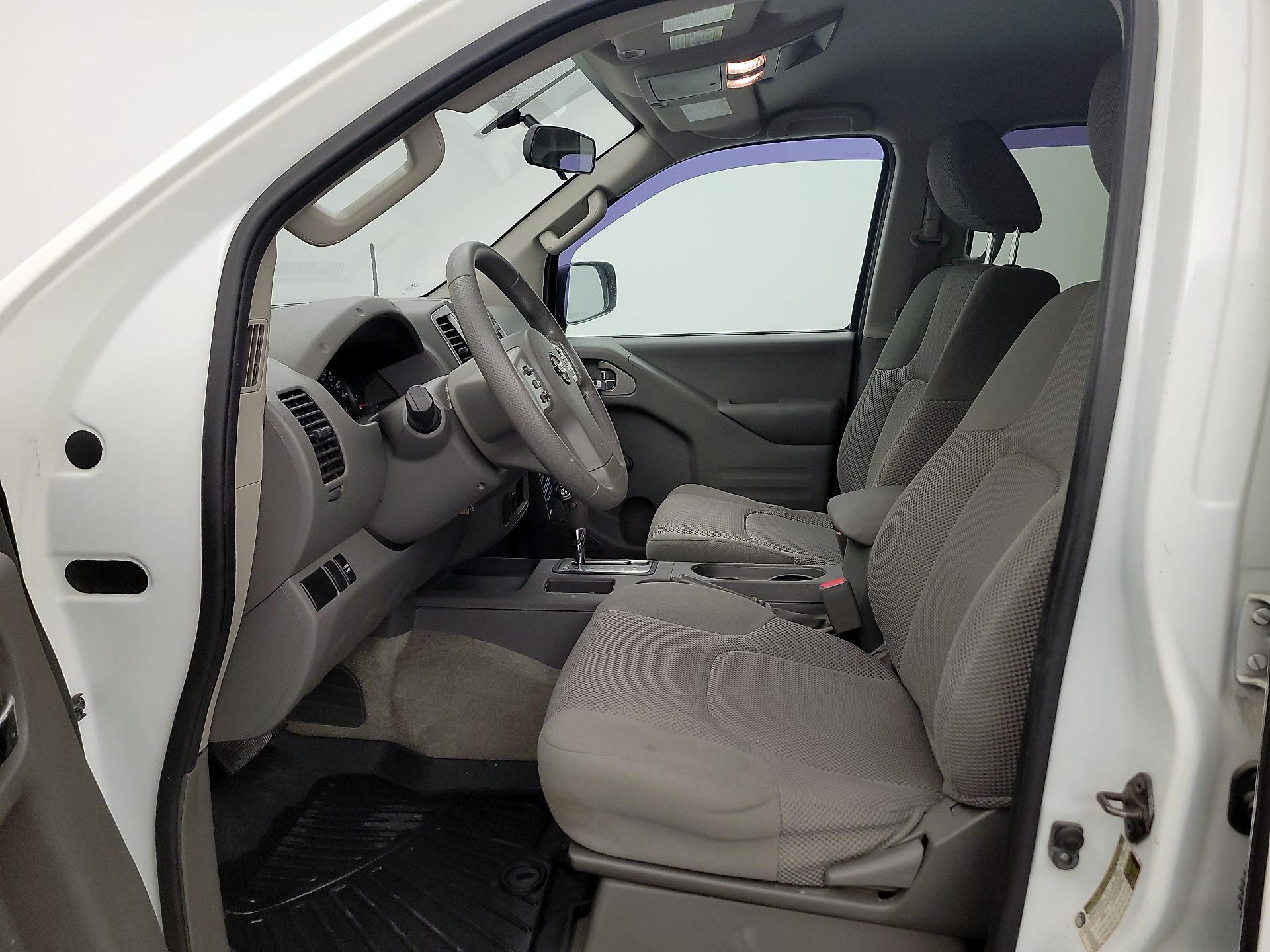 Thumbnail: 2015 Nissan Frontier - 11