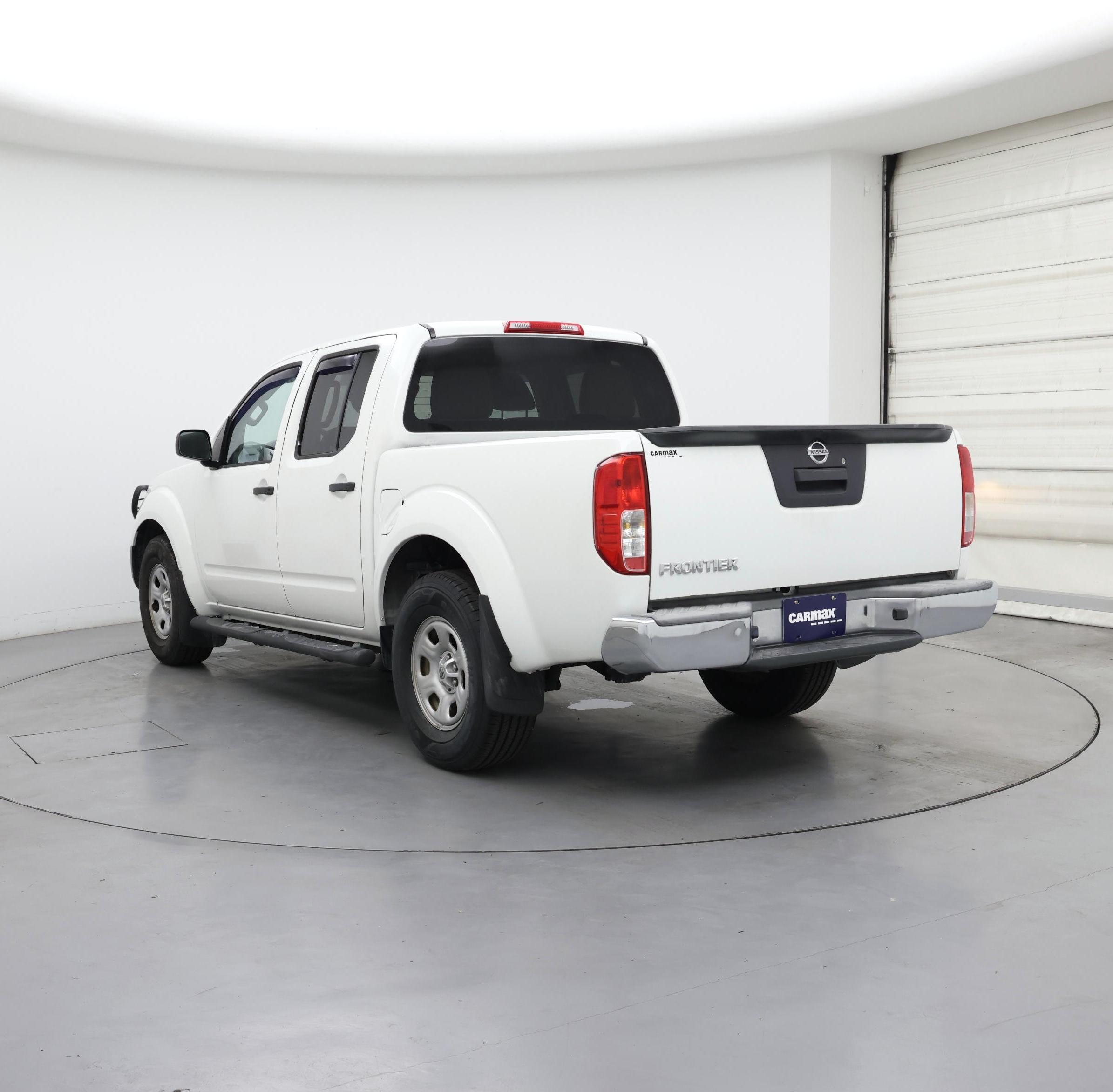 Thumbnail: 2015 Nissan Frontier - 2