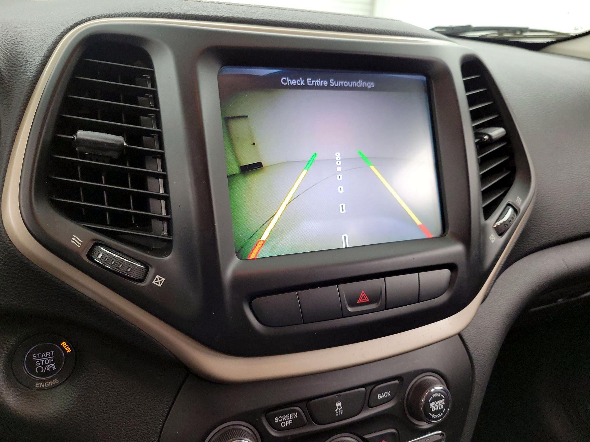 Thumbnail: 2014 Jeep Cherokee - 13