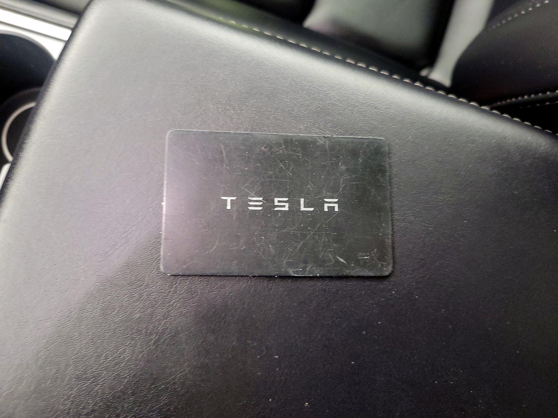 Thumbnail: 2023 Tesla Model 3 - 20