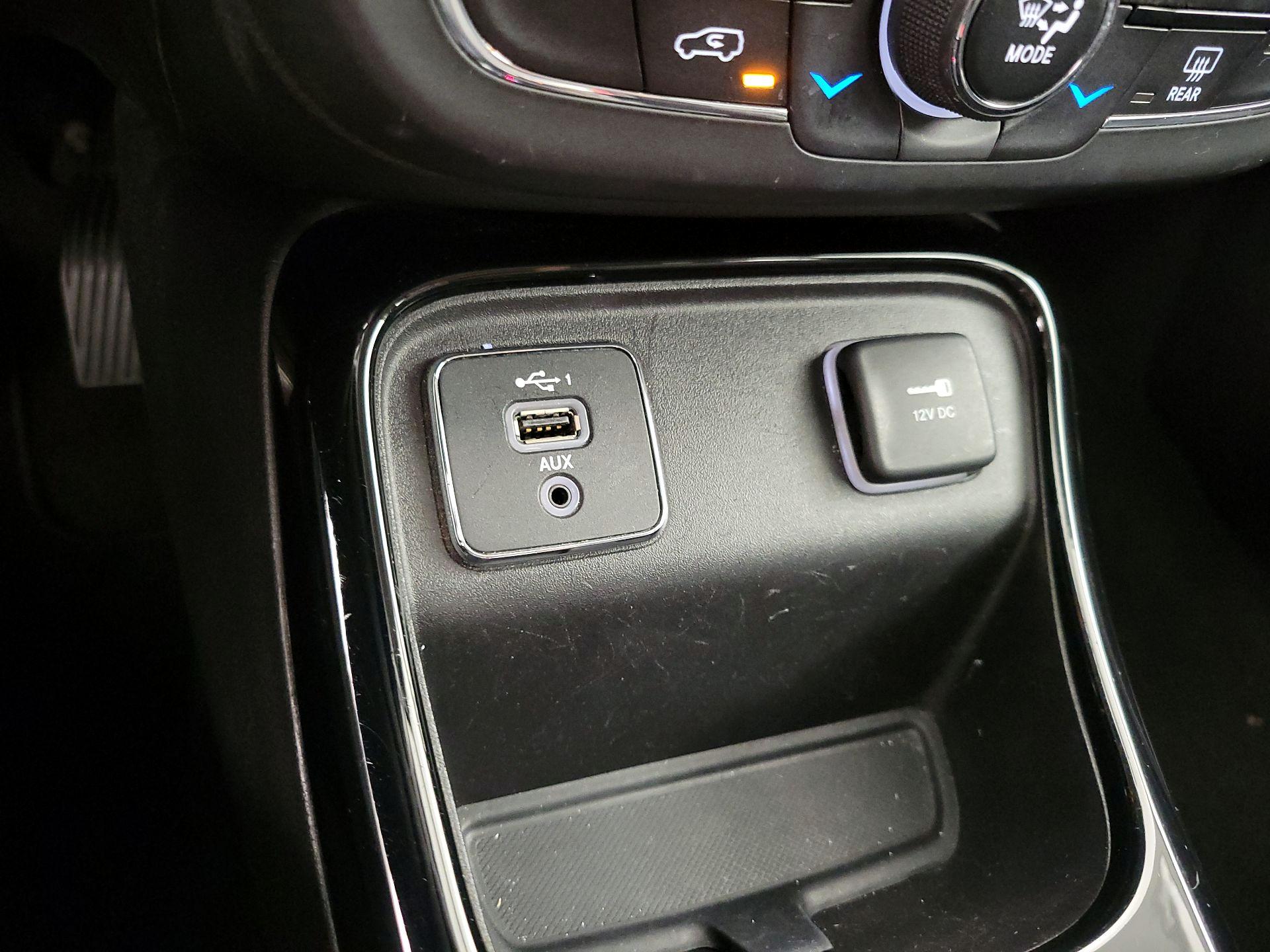 Thumbnail: 2020 Jeep Compass - 18