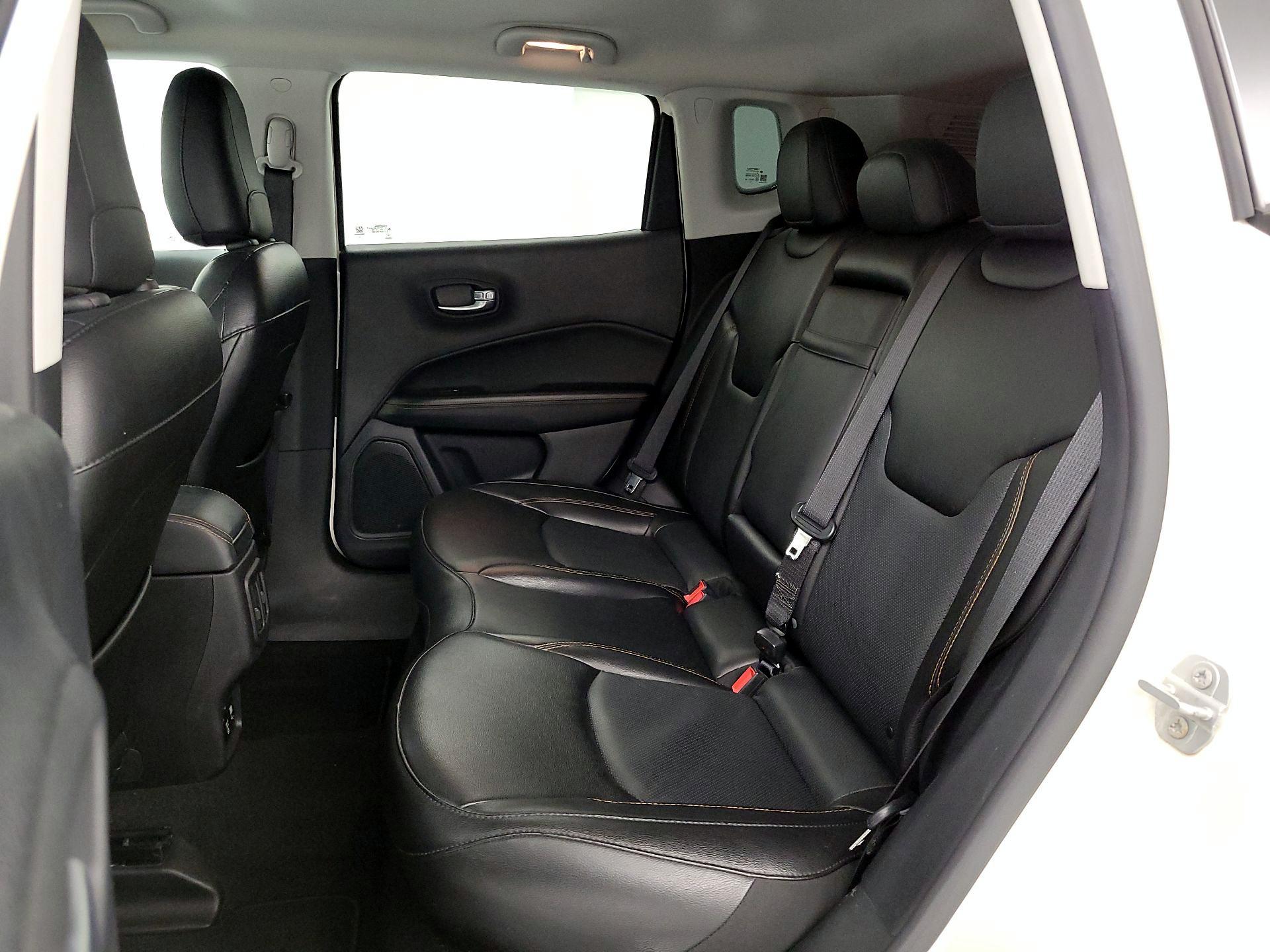 Thumbnail: 2020 Jeep Compass - 19